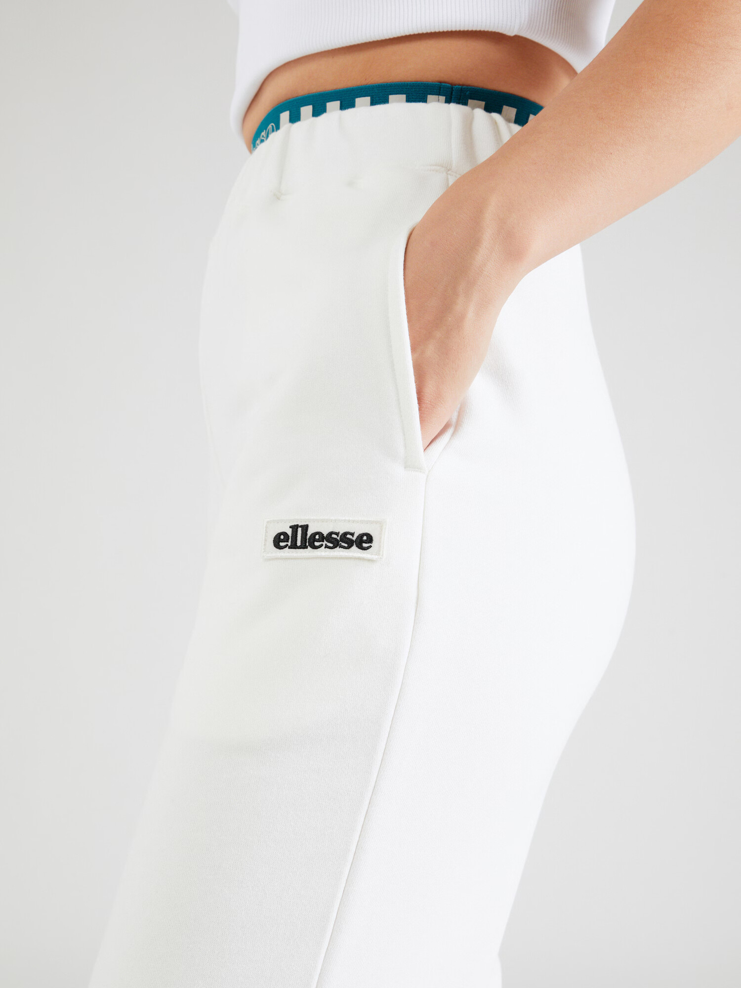 ELLESSE Pantaloni 'Vernetti' alb murdar - Pled.ro