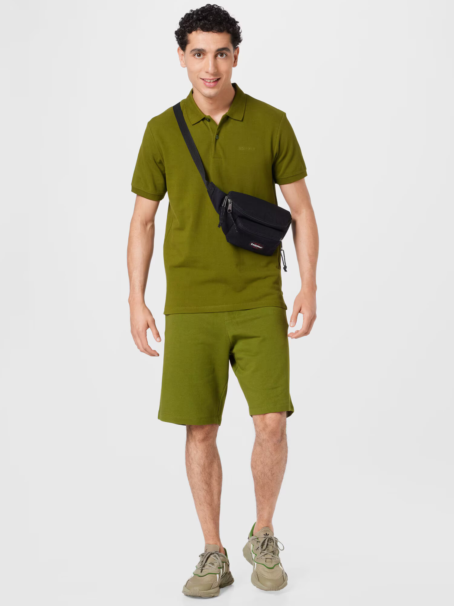 ESPRIT Tricou verde - Pled.ro