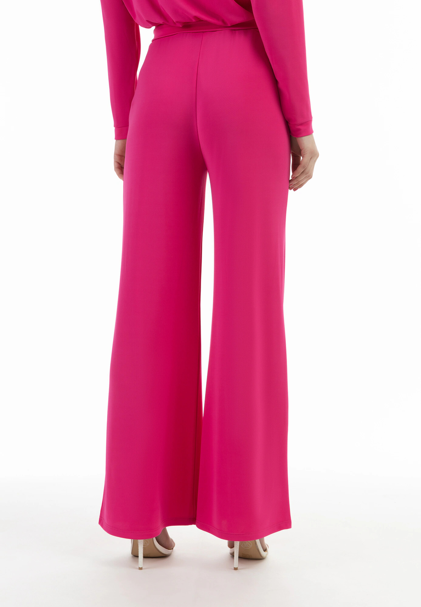 faina Pantaloni roz neon - Pled.ro