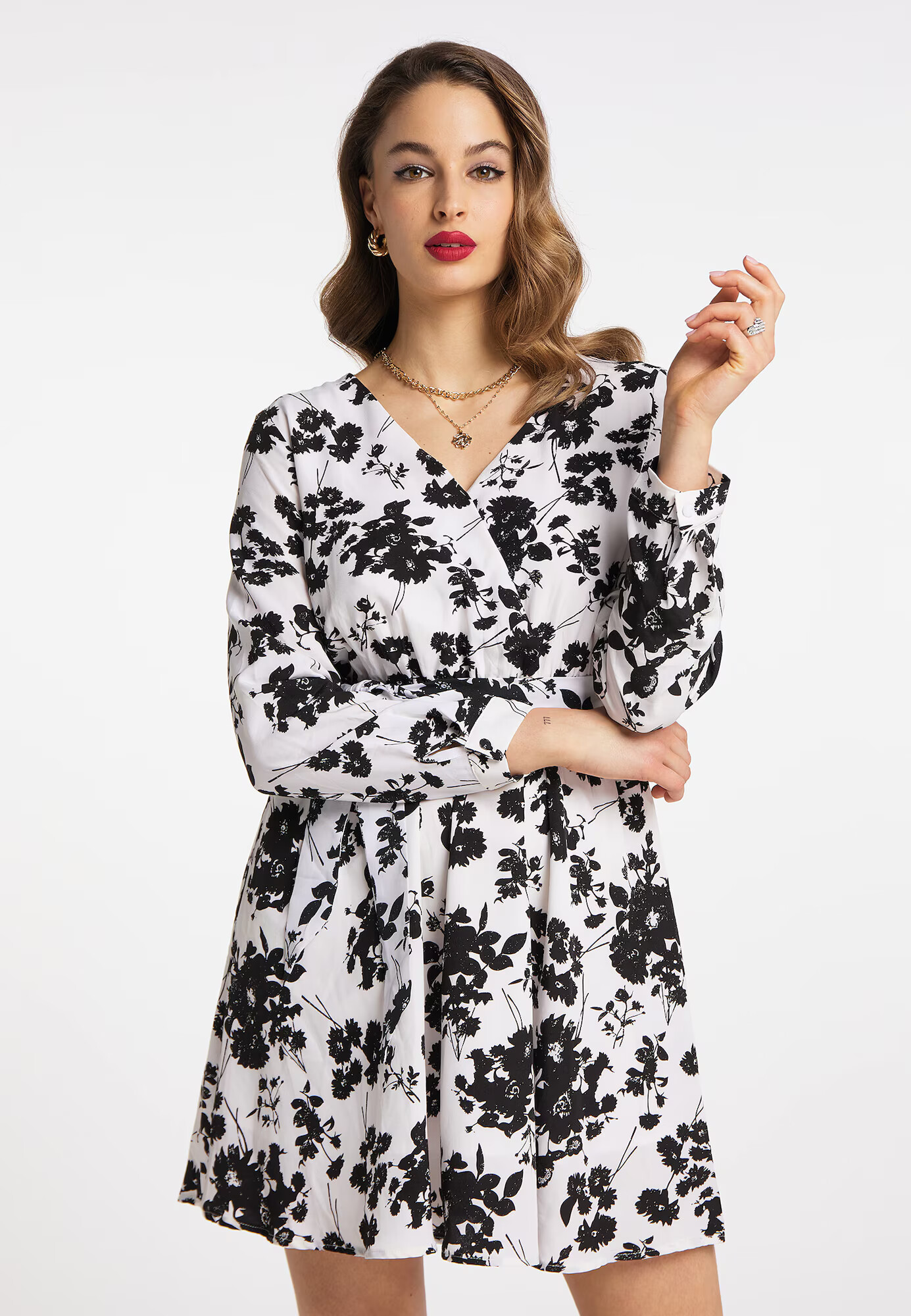 faina Rochie negru / alb - Pled.ro