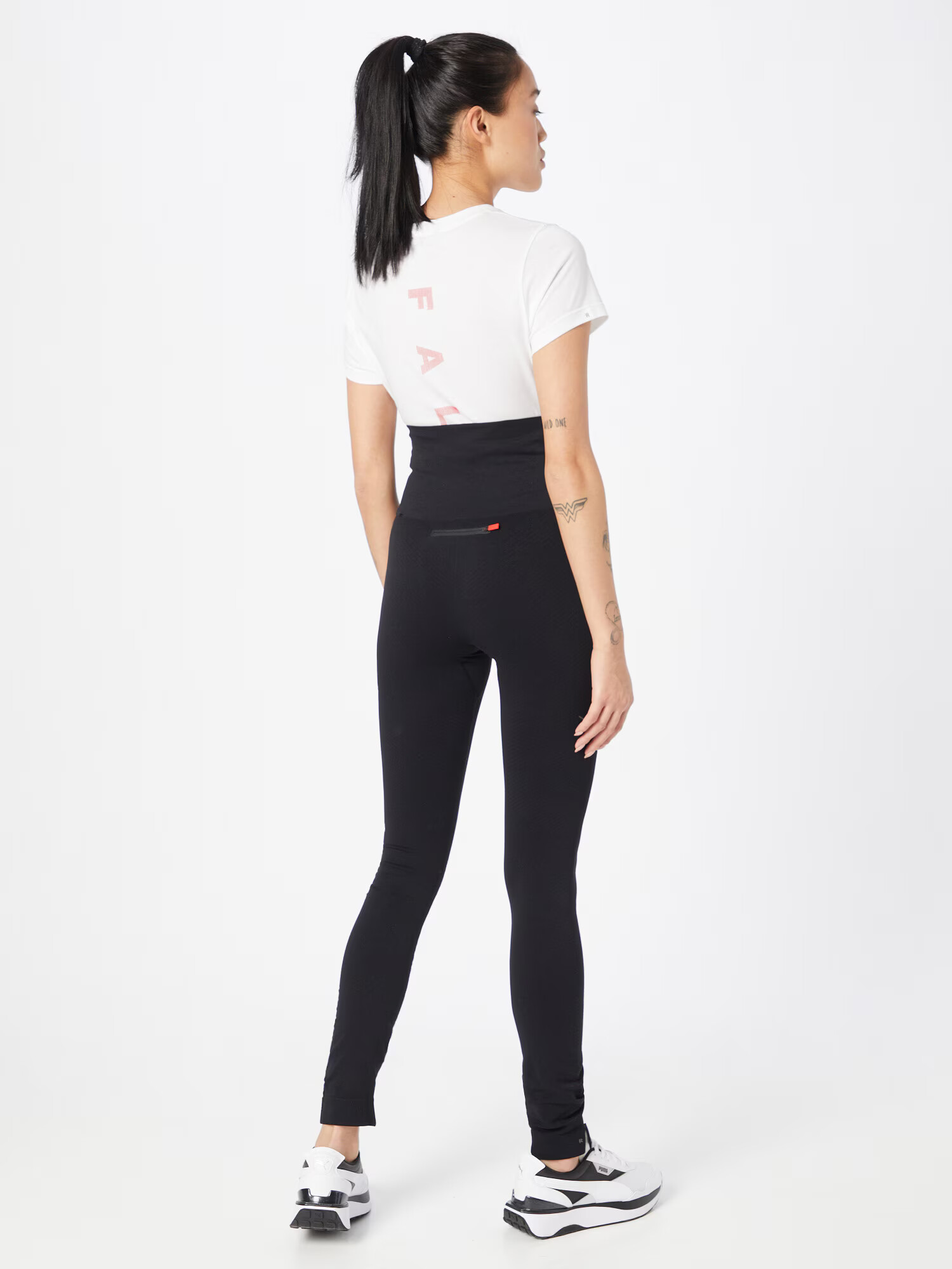 FALKE Pantaloni sport roșu deschis / negru - Pled.ro