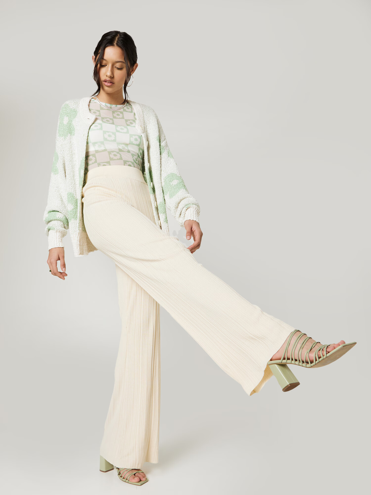 florence by mills exclusive for ABOUT YOU Pantaloni 'Brisk' bej - Pled.ro