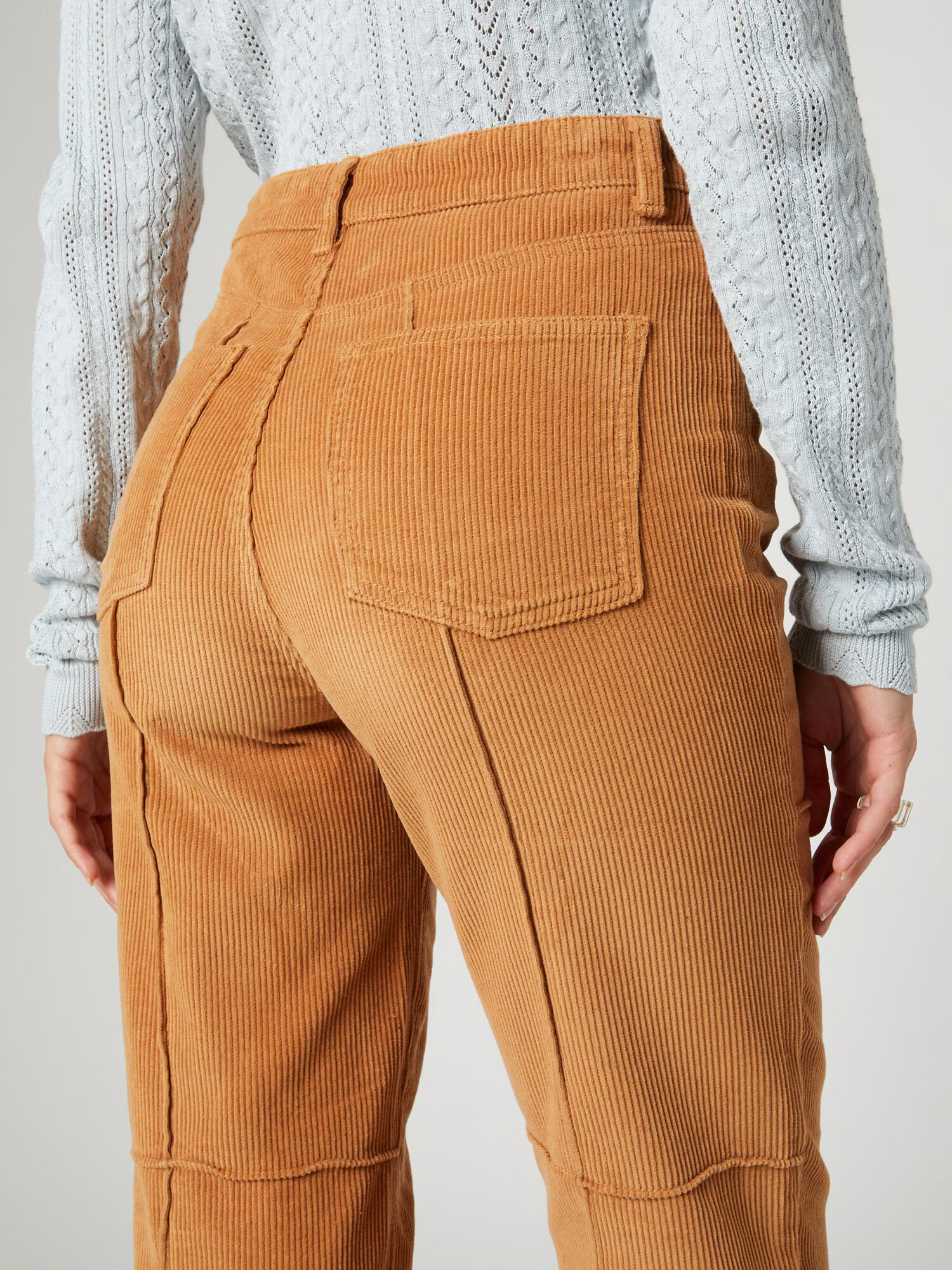 florence by mills exclusive for ABOUT YOU Pantaloni 'Foxglove' maro coniac - Pled.ro