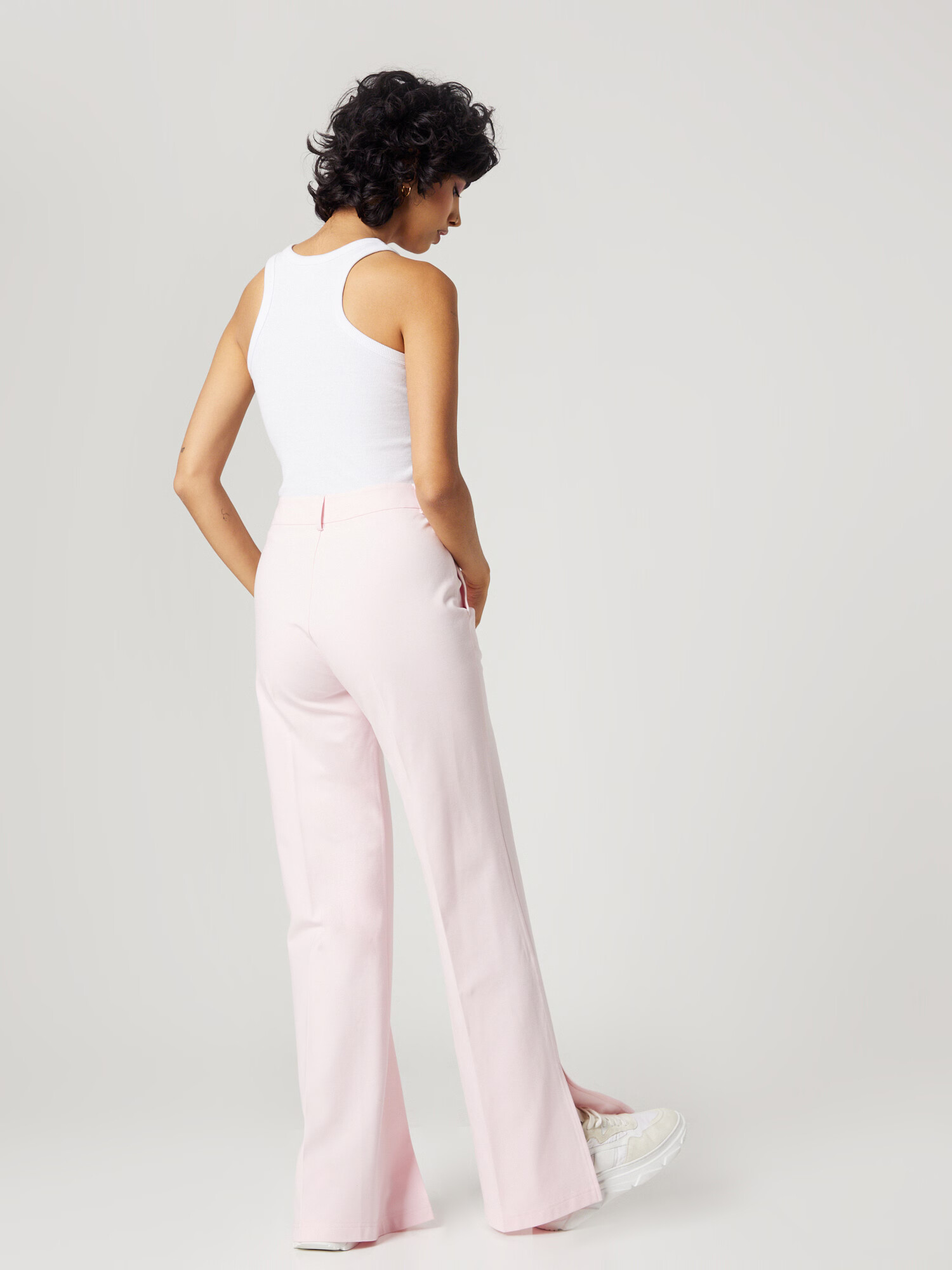 florence by mills exclusive for ABOUT YOU Pantaloni 'Tela' roz - Pled.ro