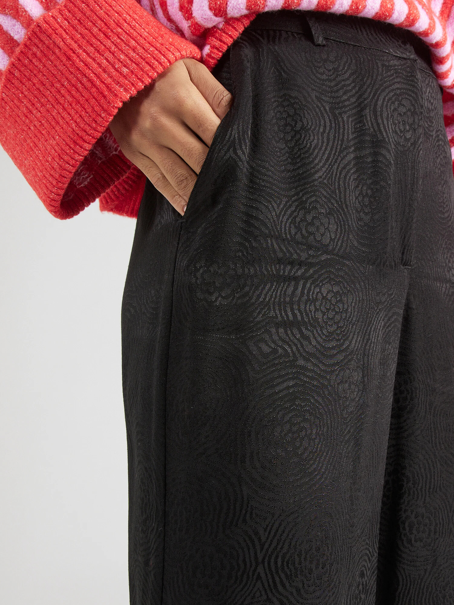 florence by mills exclusive for ABOUT YOU Pantaloni 'Twinkle lights' negru - Pled.ro