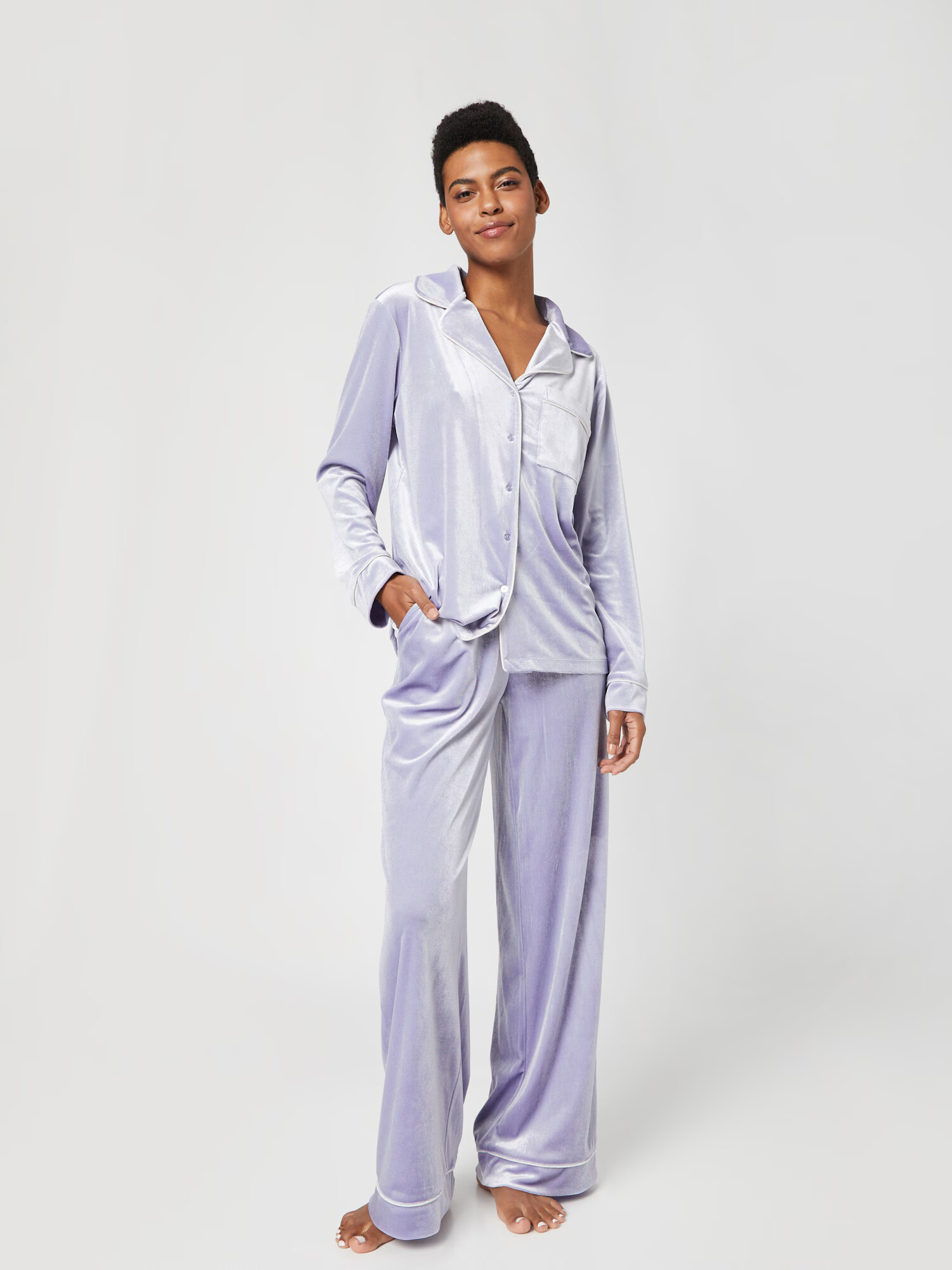 florence by mills exclusive for ABOUT YOU Pijama 'Lotti' lila / alb - Pled.ro