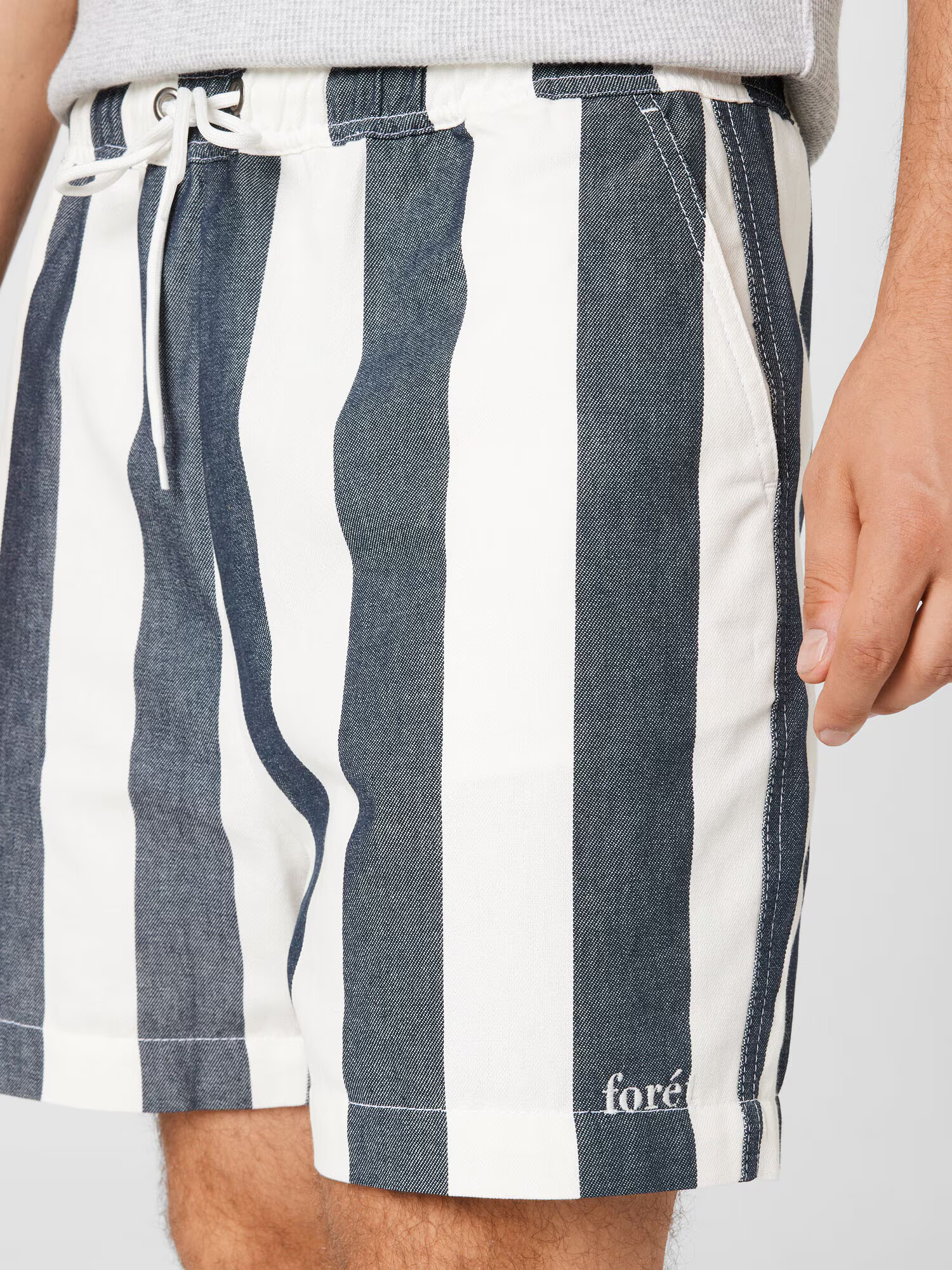 forét Pantaloni 'POSY' gri / alb - Pled.ro