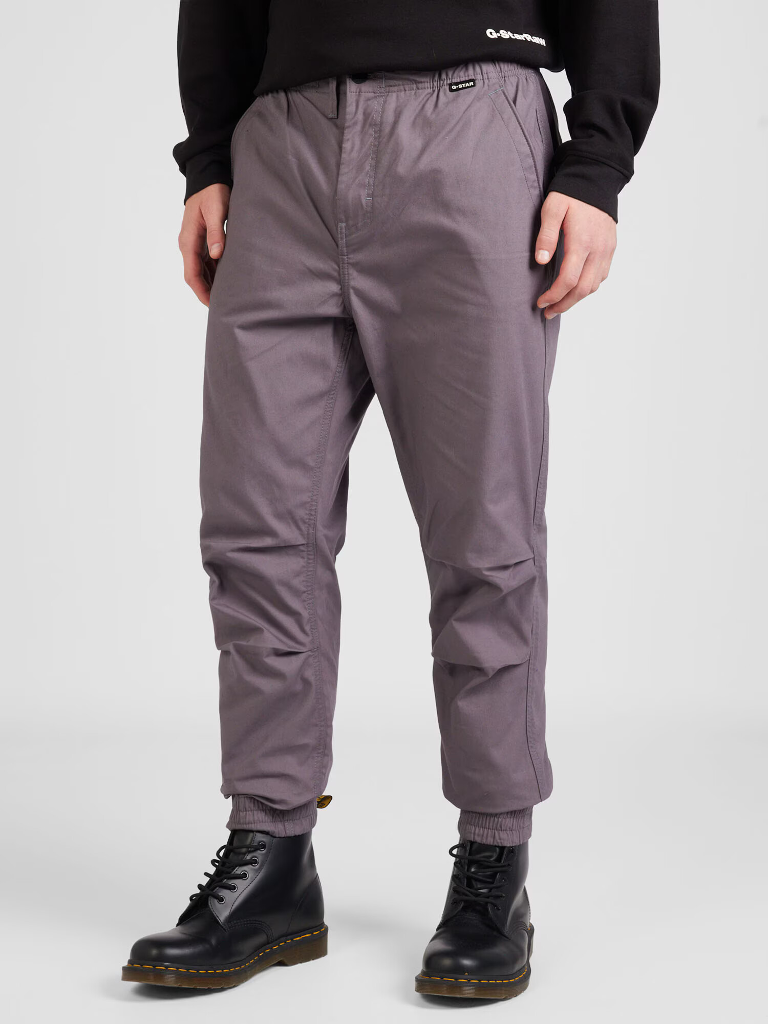 G-Star RAW Pantaloni maro - Pled.ro