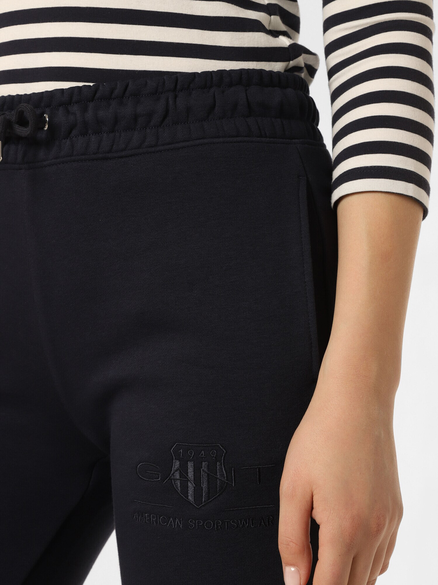 GANT Pantaloni albastru noapte - Pled.ro