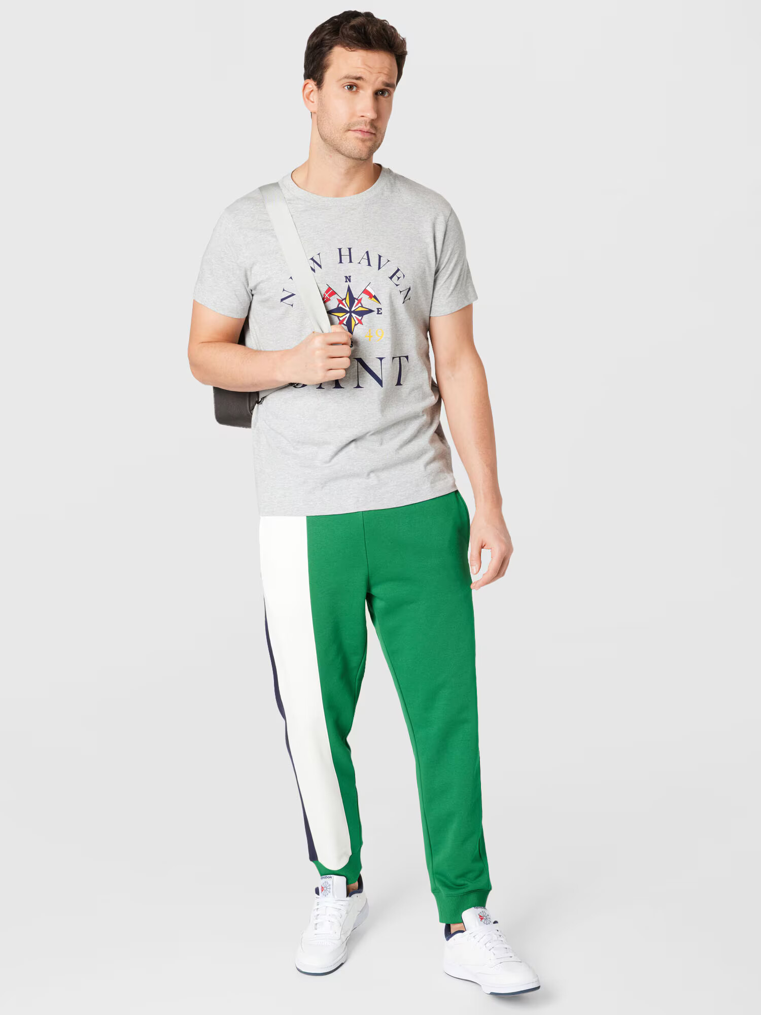 GANT Pantaloni bleumarin / verde iarbă / alb - Pled.ro