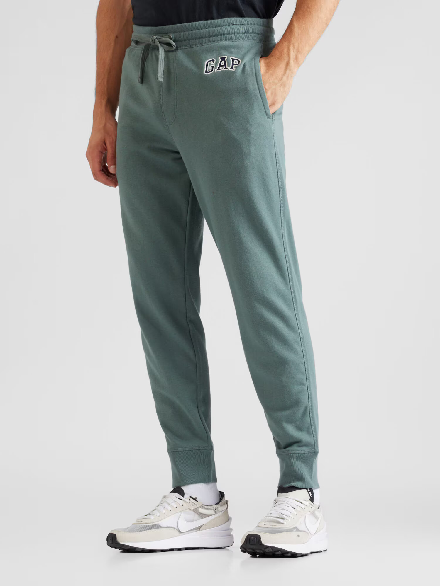 GAP Pantaloni albastru închis / verde jad / alb - Pled.ro