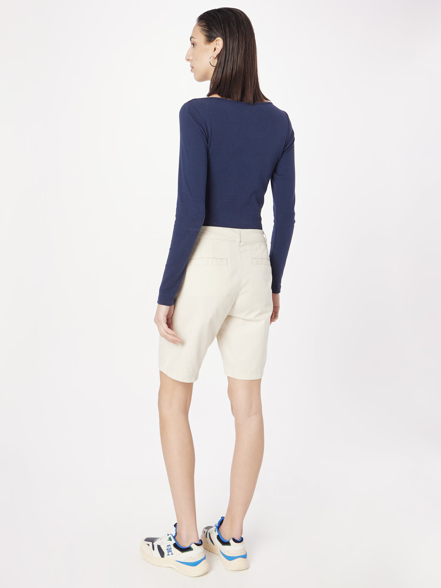 GAP Pantaloni bej - Pled.ro