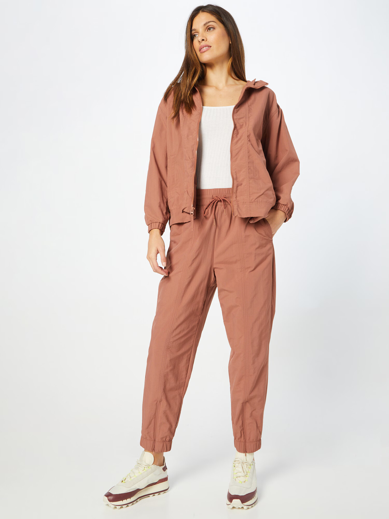 GAP Pantaloni bej deschis - Pled.ro