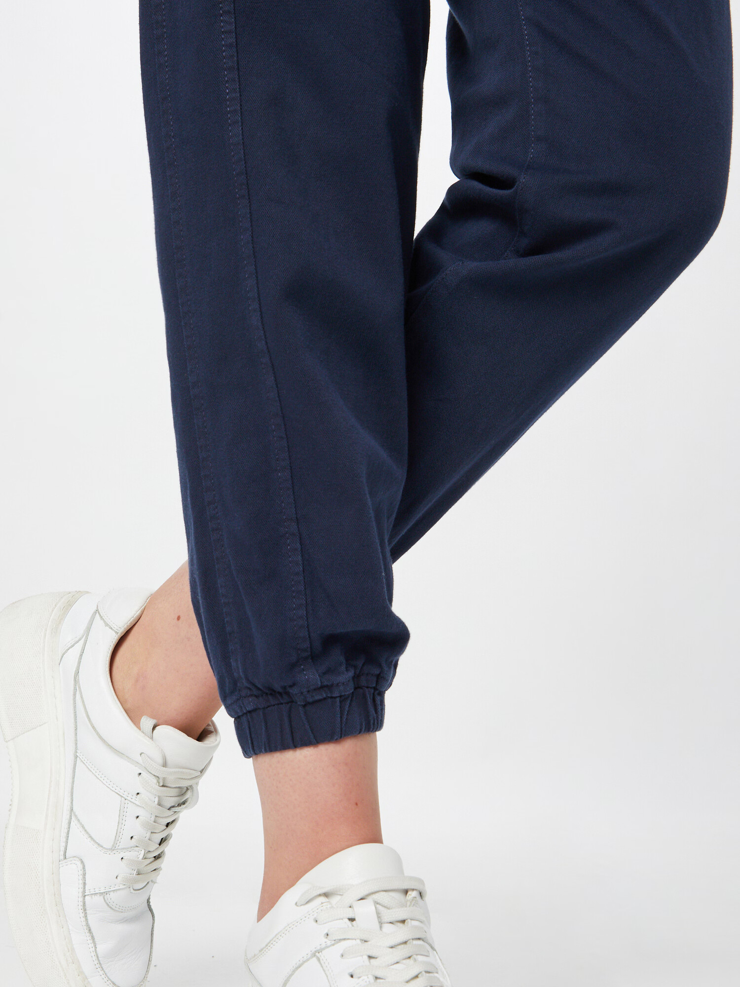 GAP Pantaloni bleumarin - Pled.ro