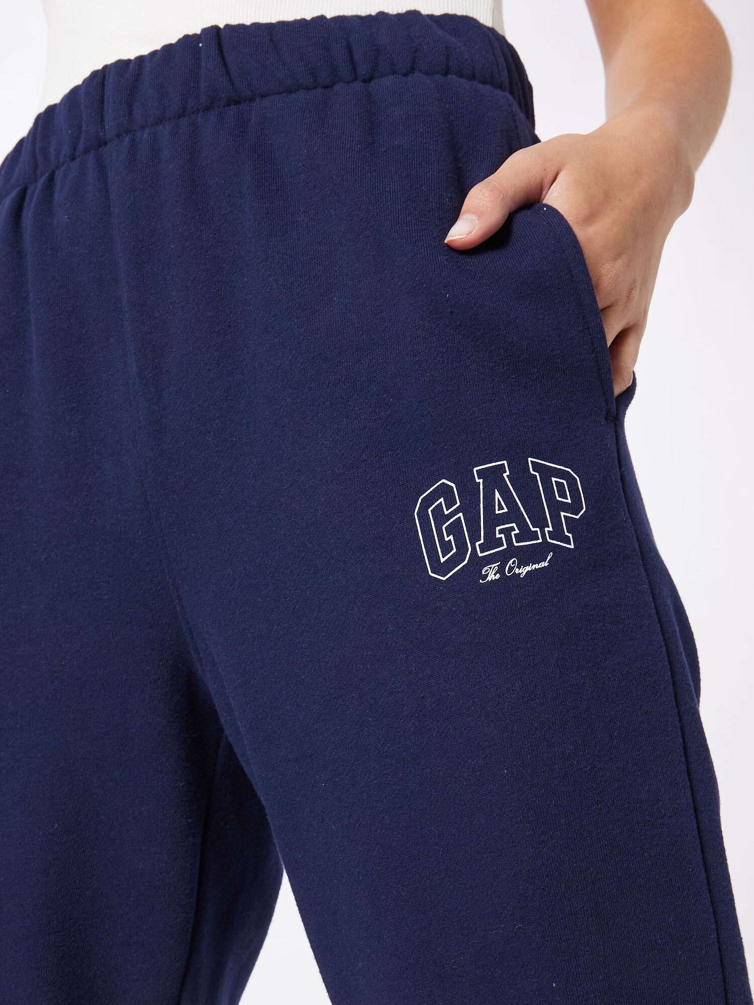 GAP Pantaloni bleumarin / alb - Pled.ro