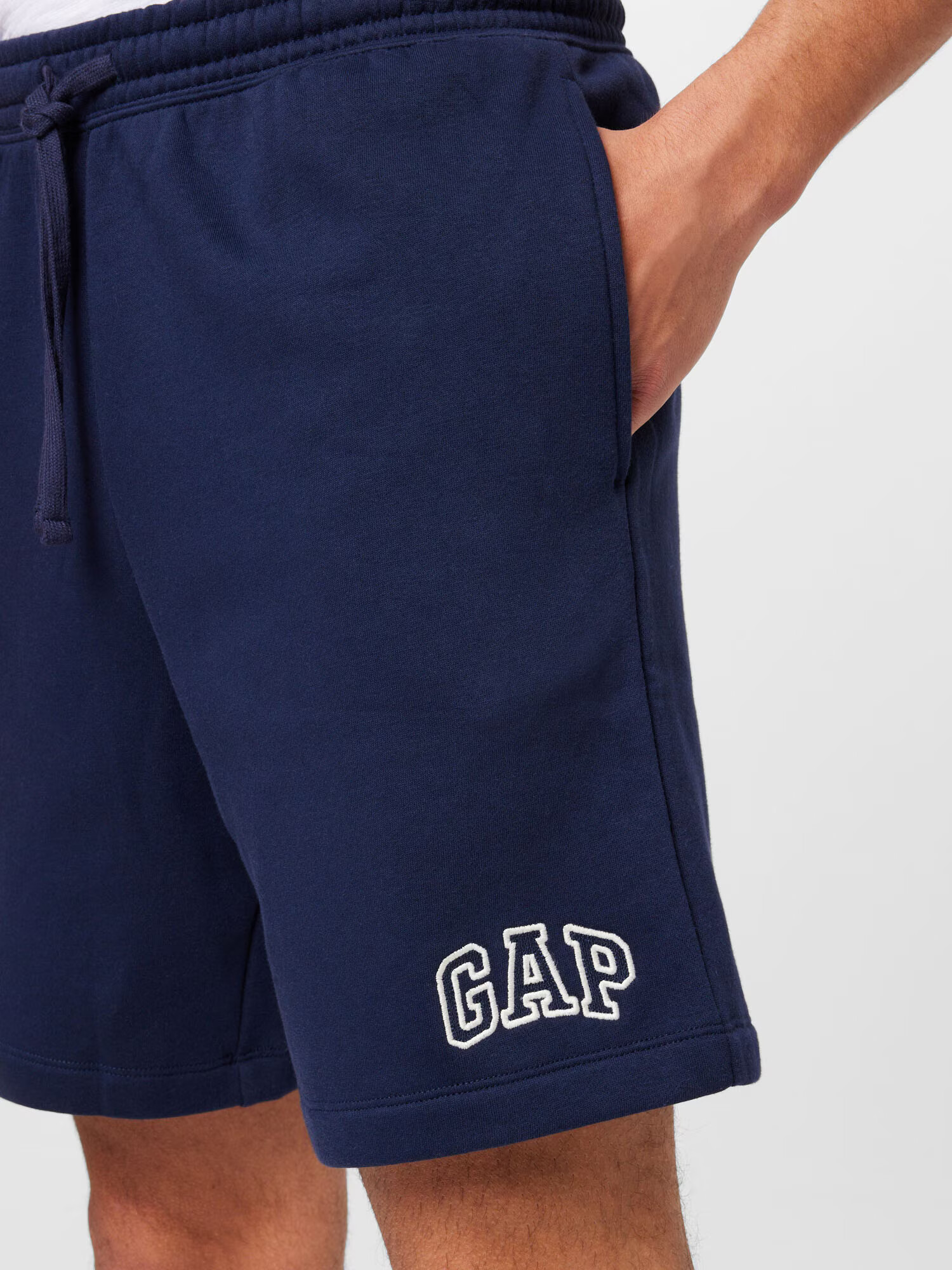 GAP Pantaloni bleumarin / gri amestecat / alb - Pled.ro