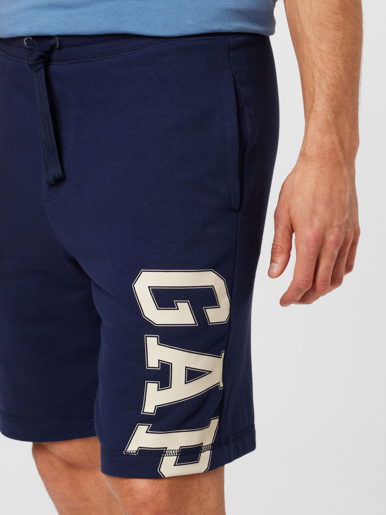 GAP Pantaloni crem / bleumarin - Pled.ro