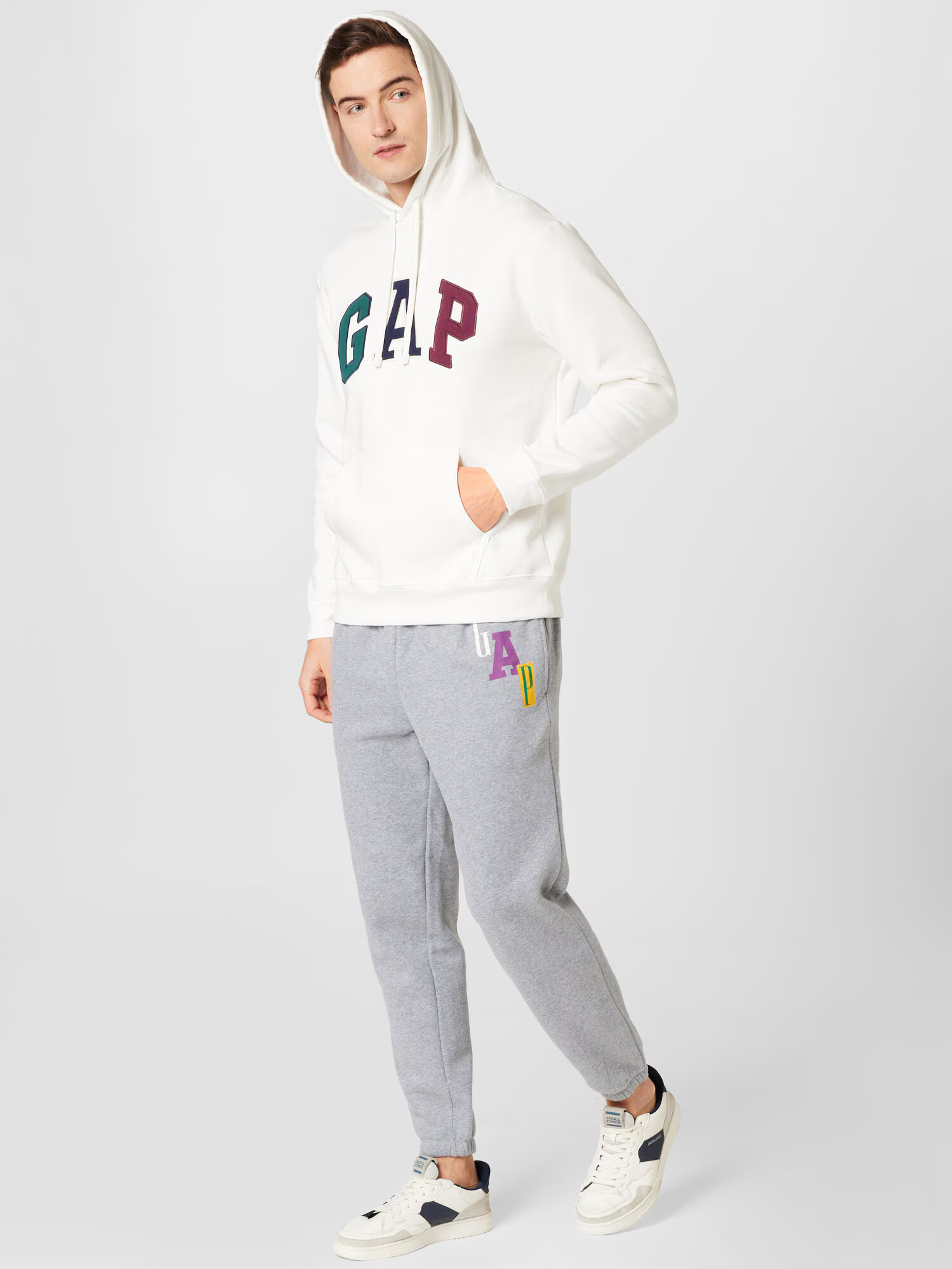 GAP Pantaloni gri amestecat / lila / portocaliu / alb - Pled.ro