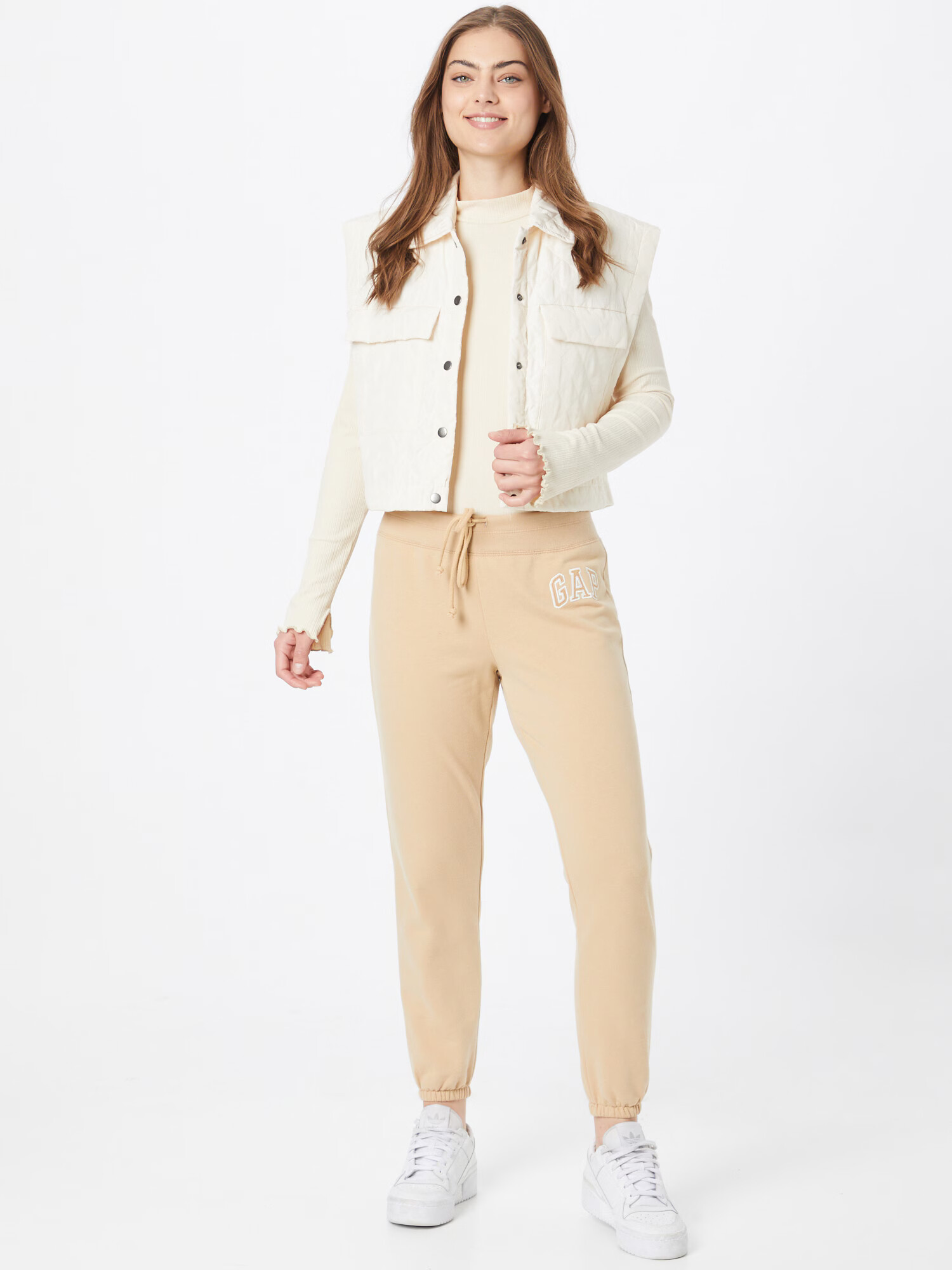 GAP Pantaloni maro deschis / alb - Pled.ro