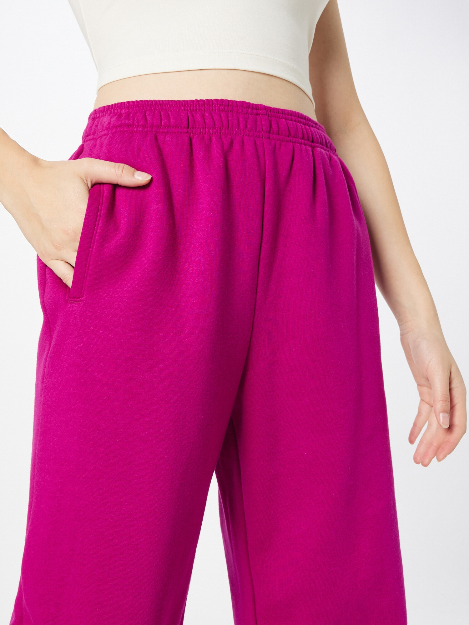 GAP Pantaloni mov orhidee - Pled.ro