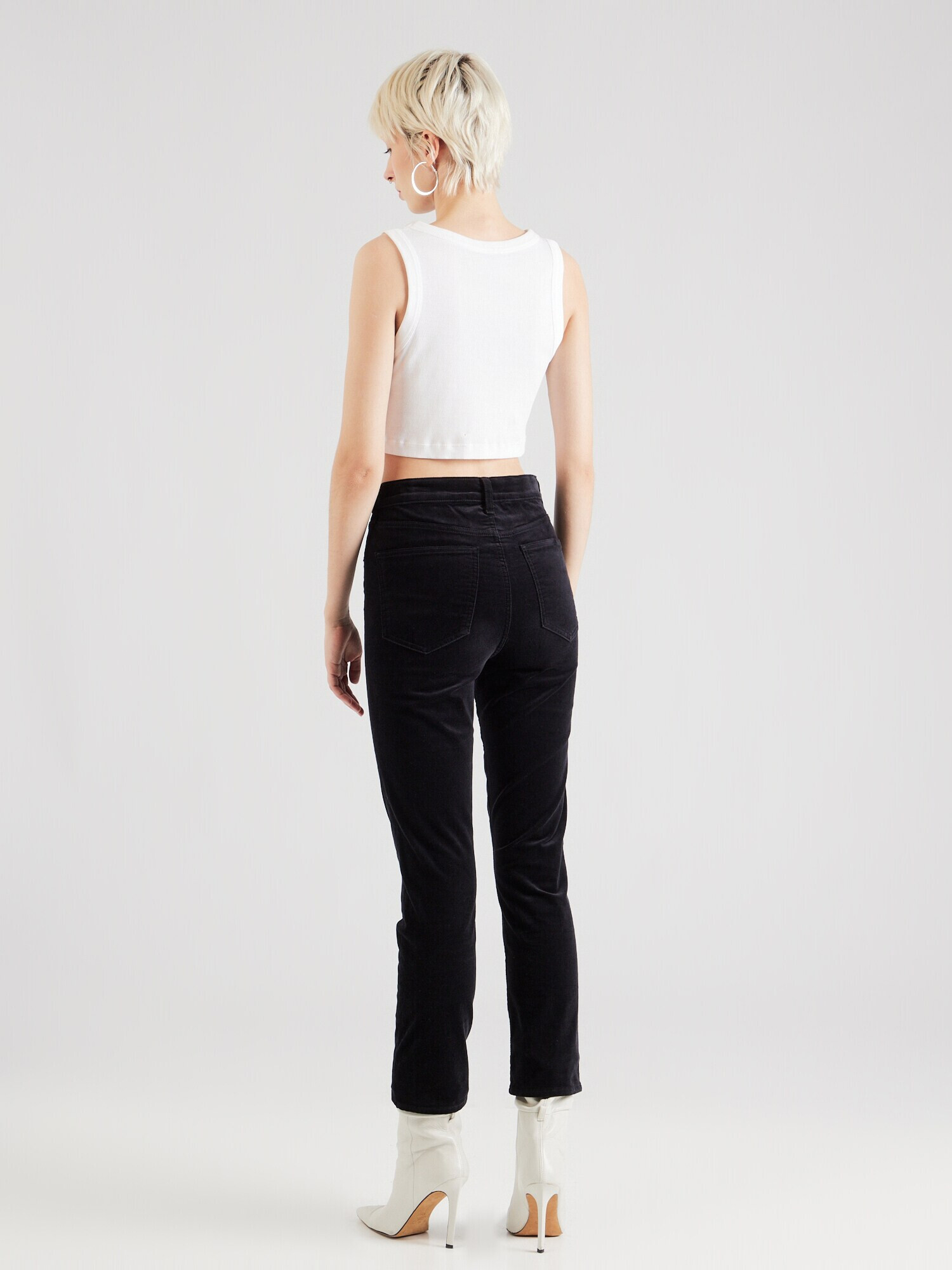 GAP Pantaloni negru - Pled.ro