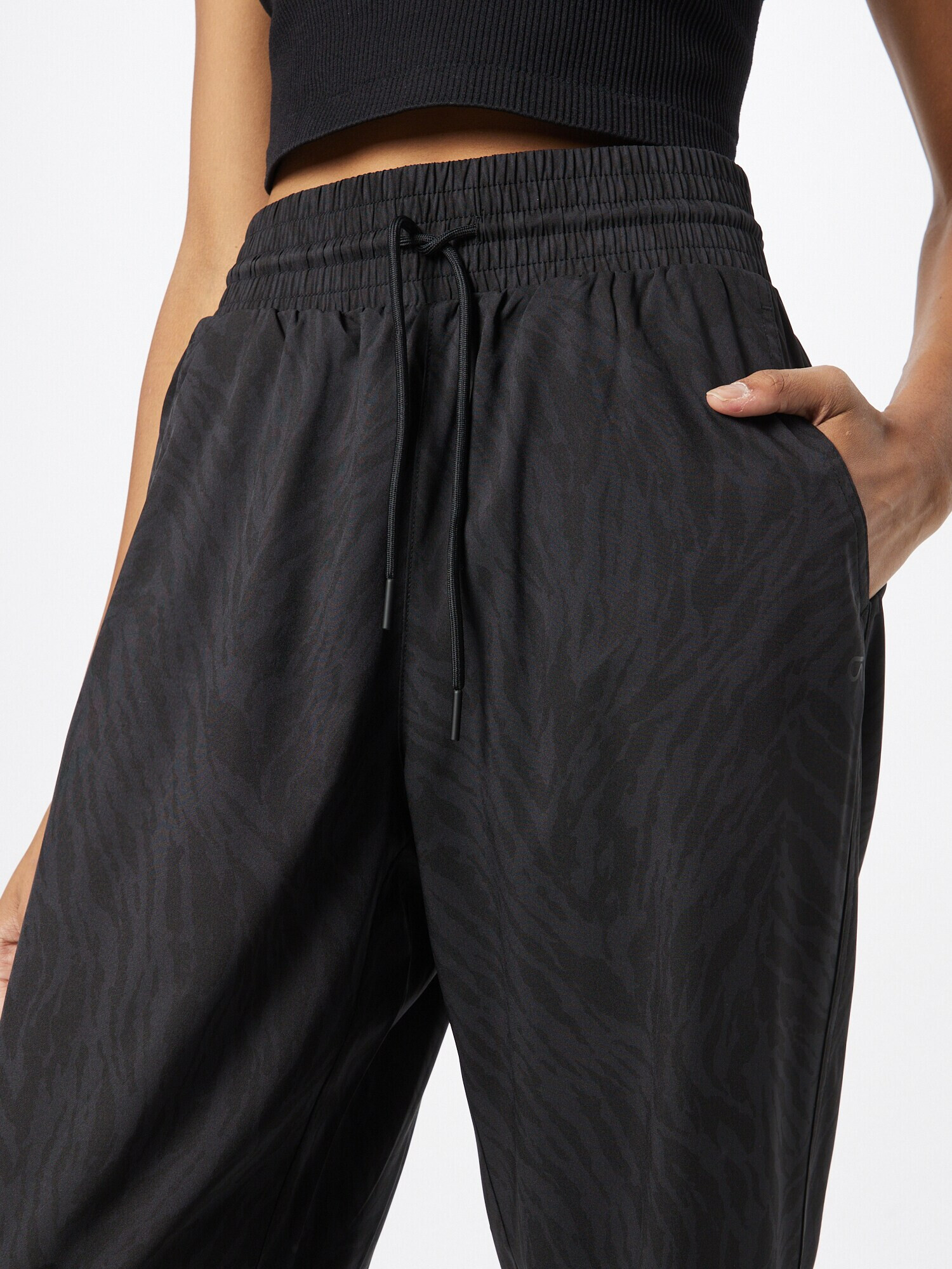 GAP Pantaloni negru - Pled.ro