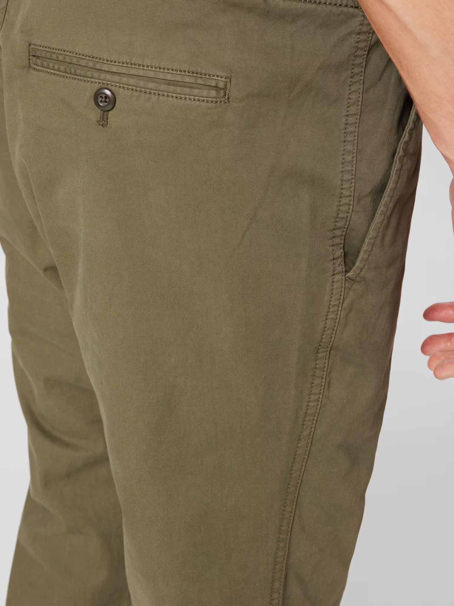 GAP Pantaloni oliv - Pled.ro