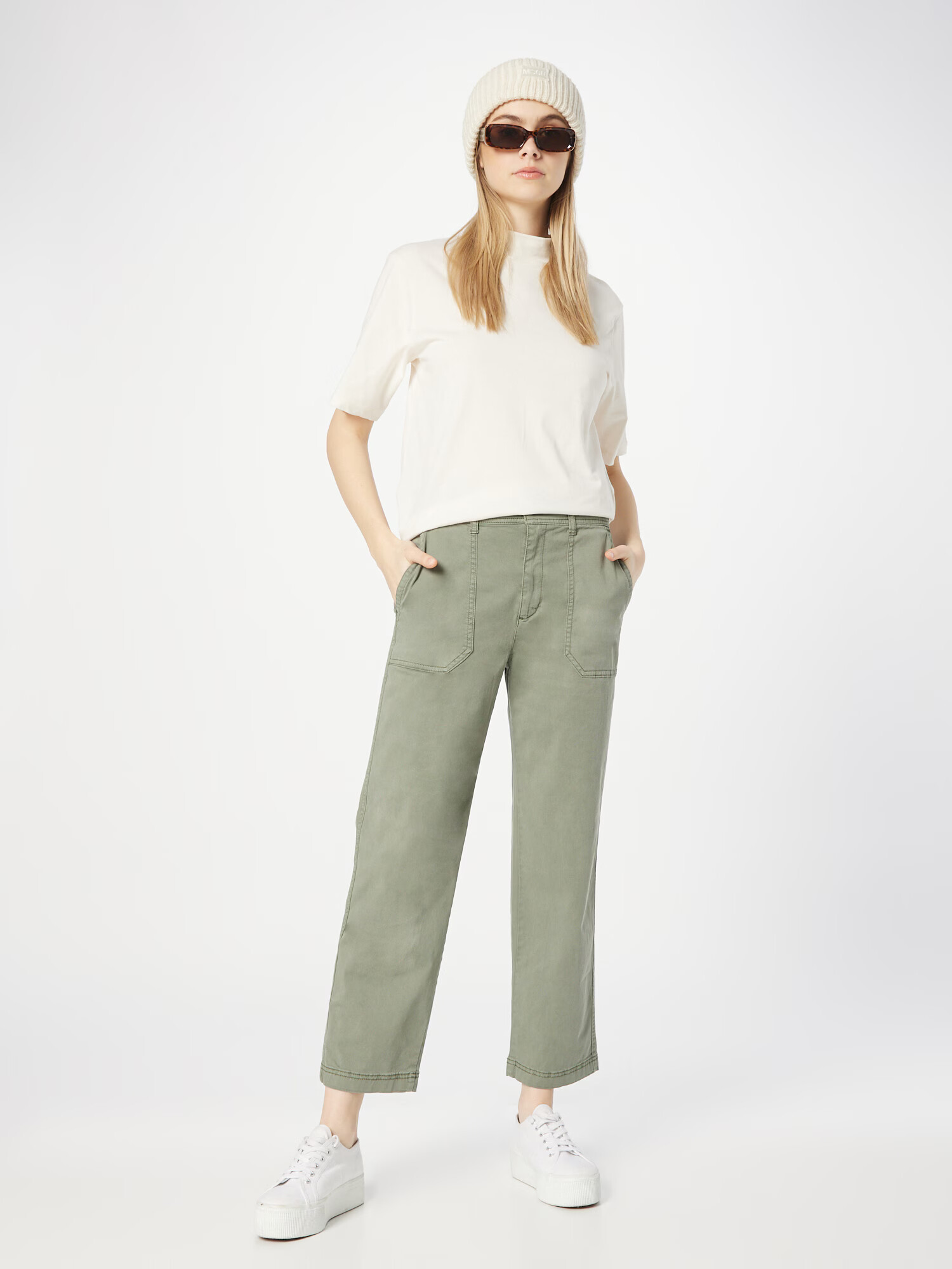 GAP Pantaloni oliv - Pled.ro