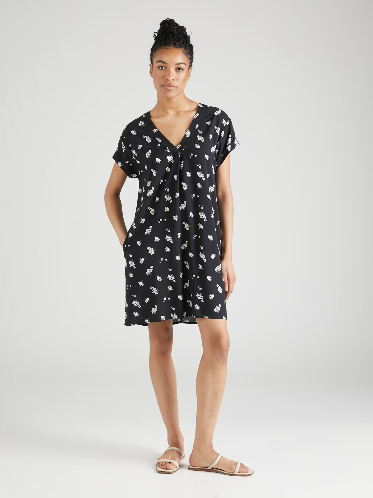 GAP Rochie negru / alb - Pled.ro