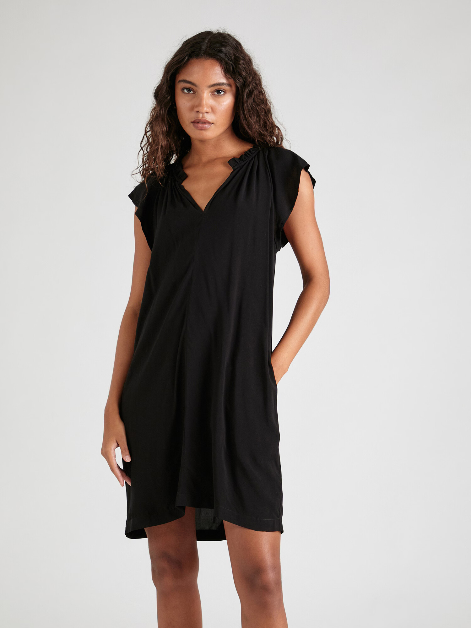 GAP Rochie 'ZEN' negru - Pled.ro