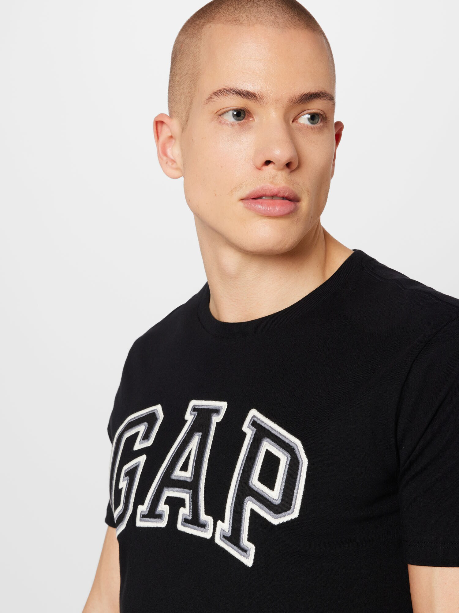 GAP Tricou 'BAS' gri / negru / alb - Pled.ro