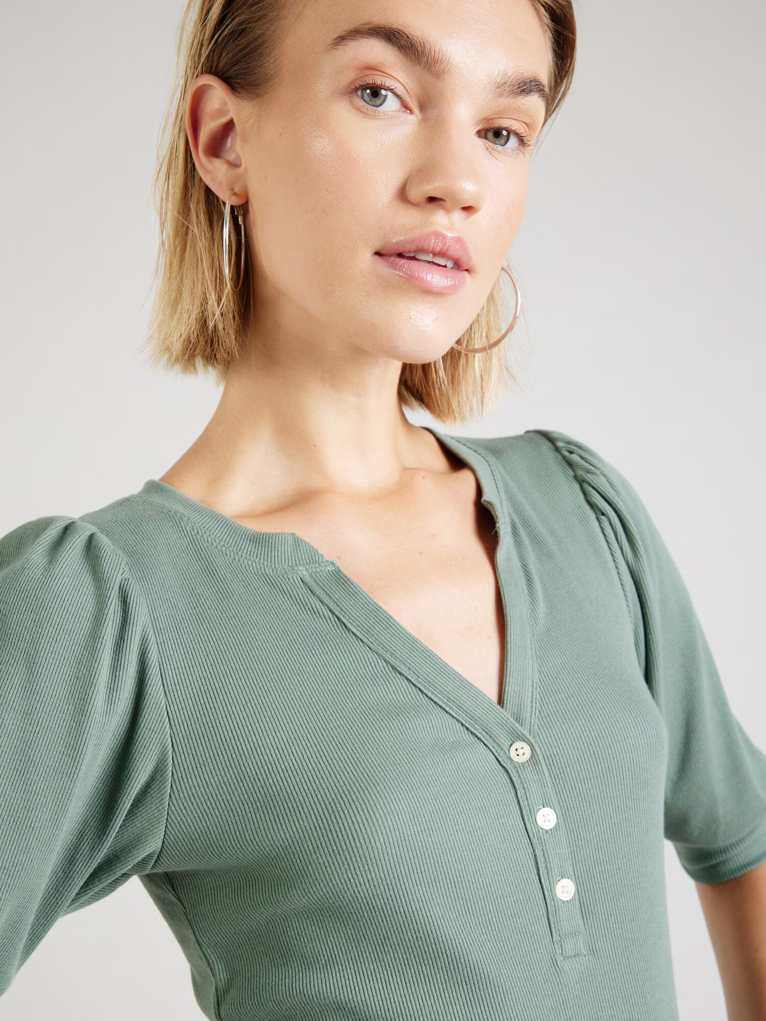 GAP Tricou verde - Pled.ro