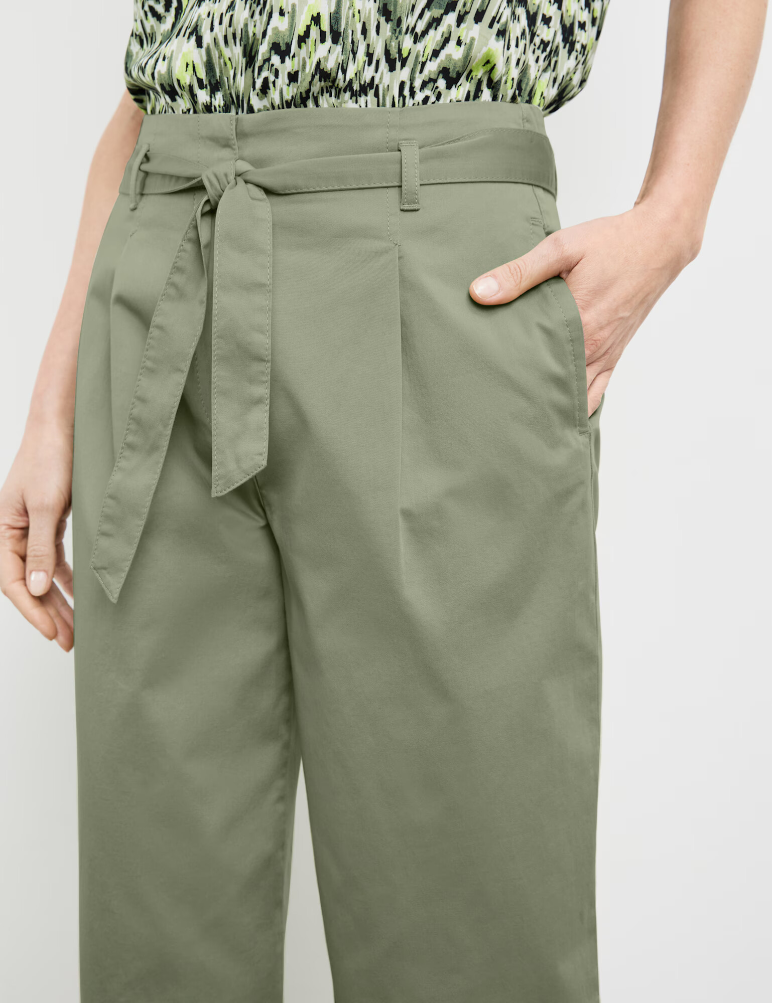 GERRY WEBER Pantaloni cutați oliv - Pled.ro