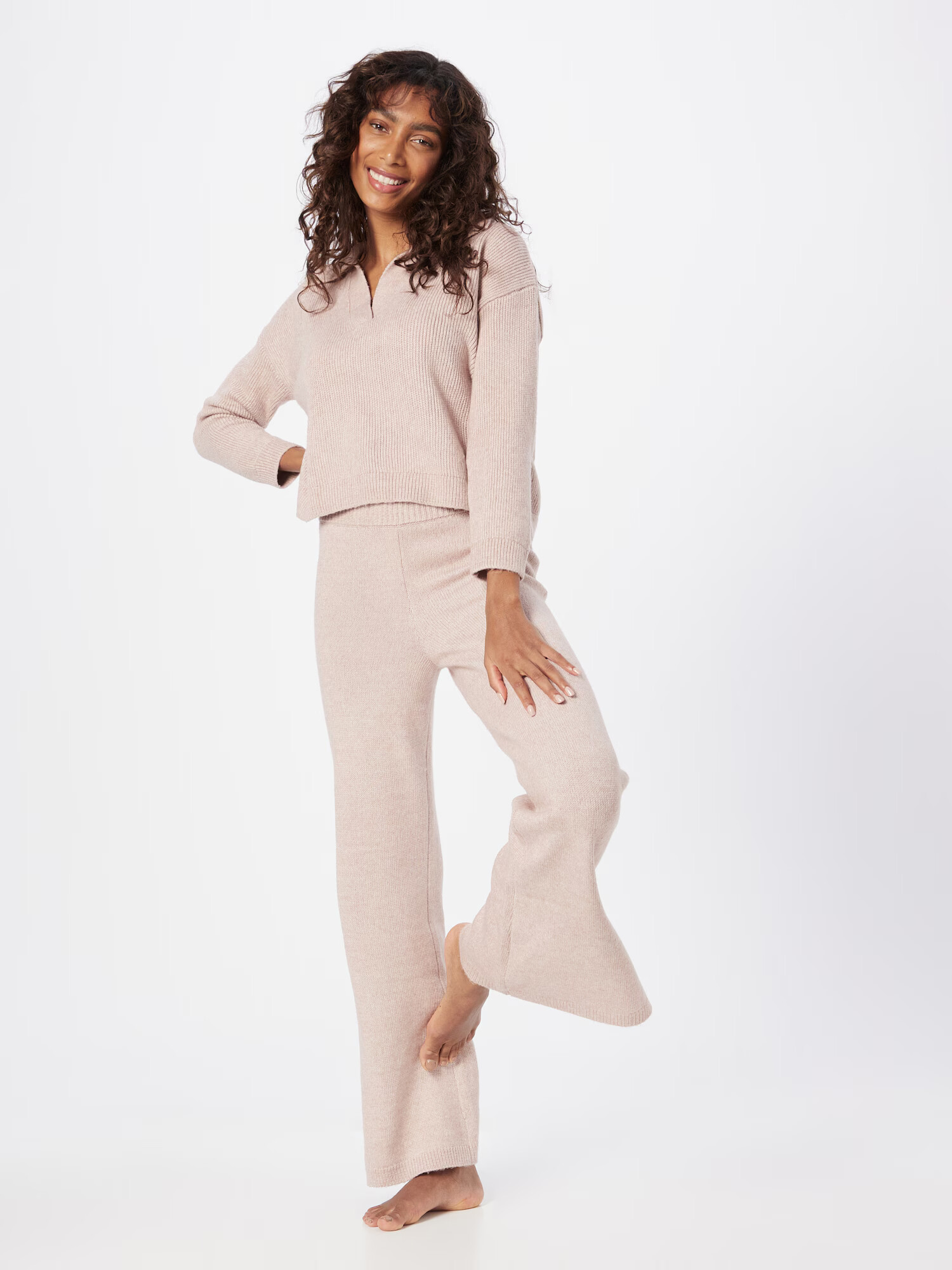 Gilly Hicks Pantaloni maro deschis - Pled.ro