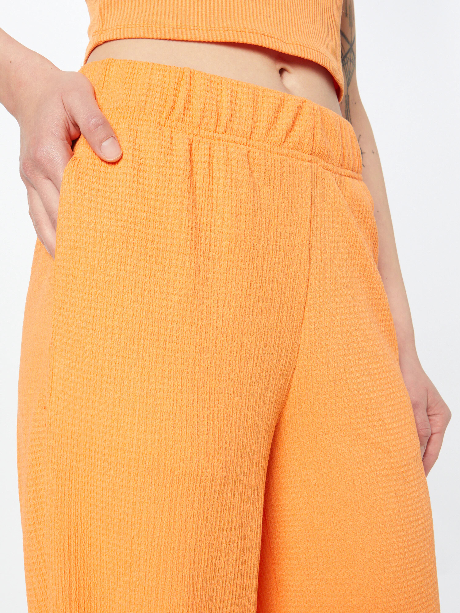 Gina Tricot Pantaloni 'Channa' portocaliu - Pled.ro