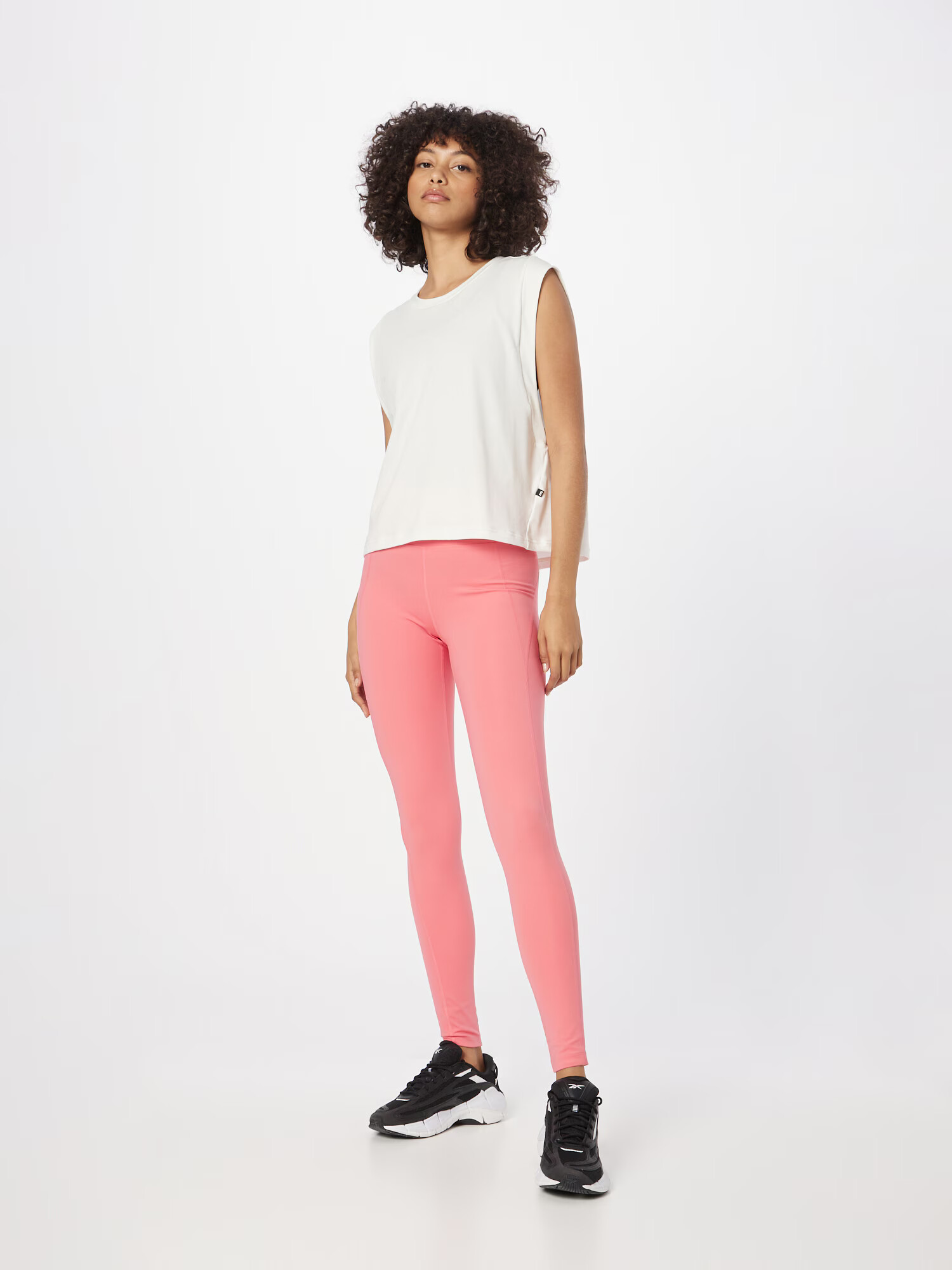 Girlfriend Collective Pantaloni sport roz deschis - Pled.ro