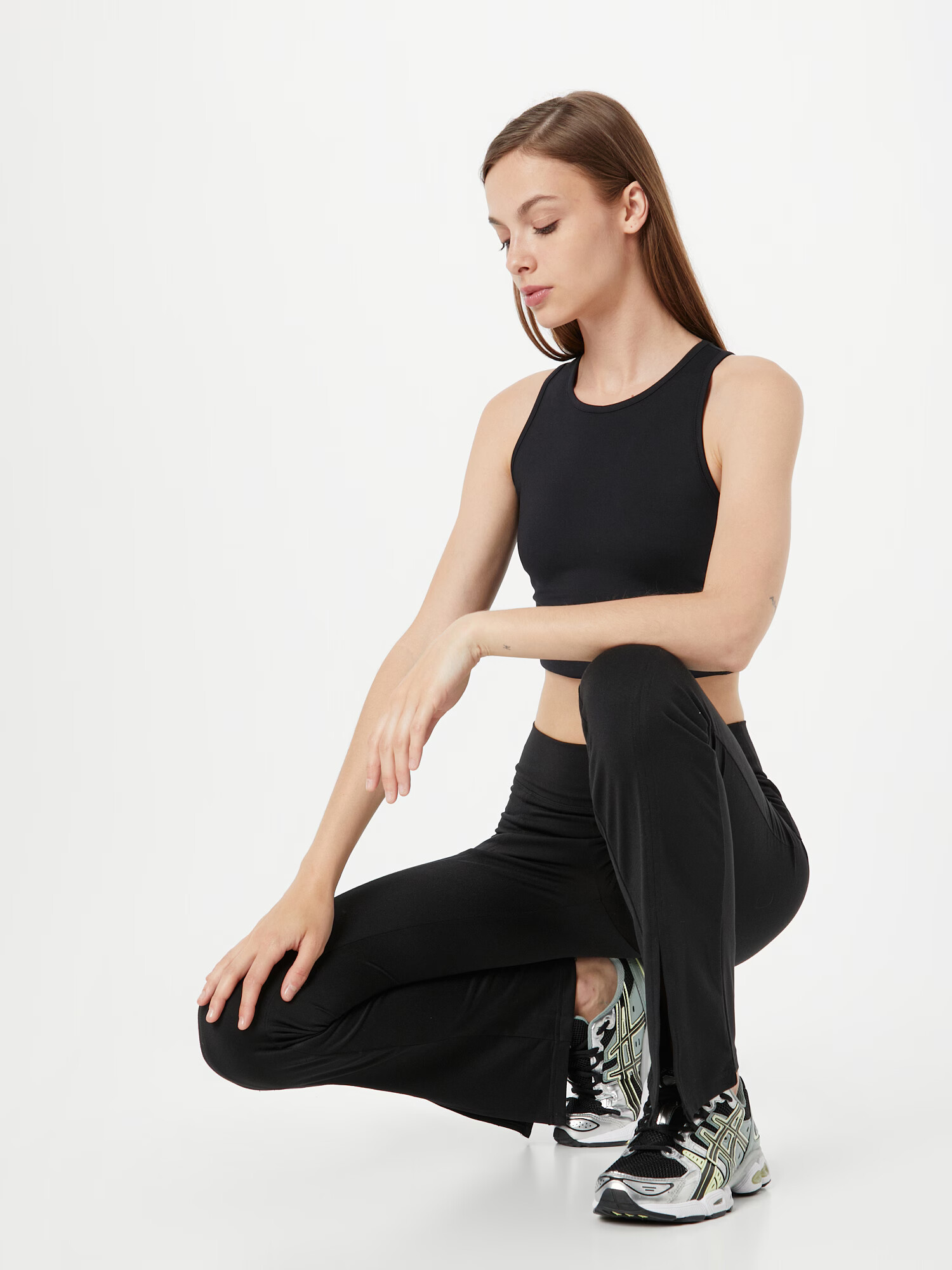 Girlfriend Collective Sport top 'DYLAN' negru - Pled.ro