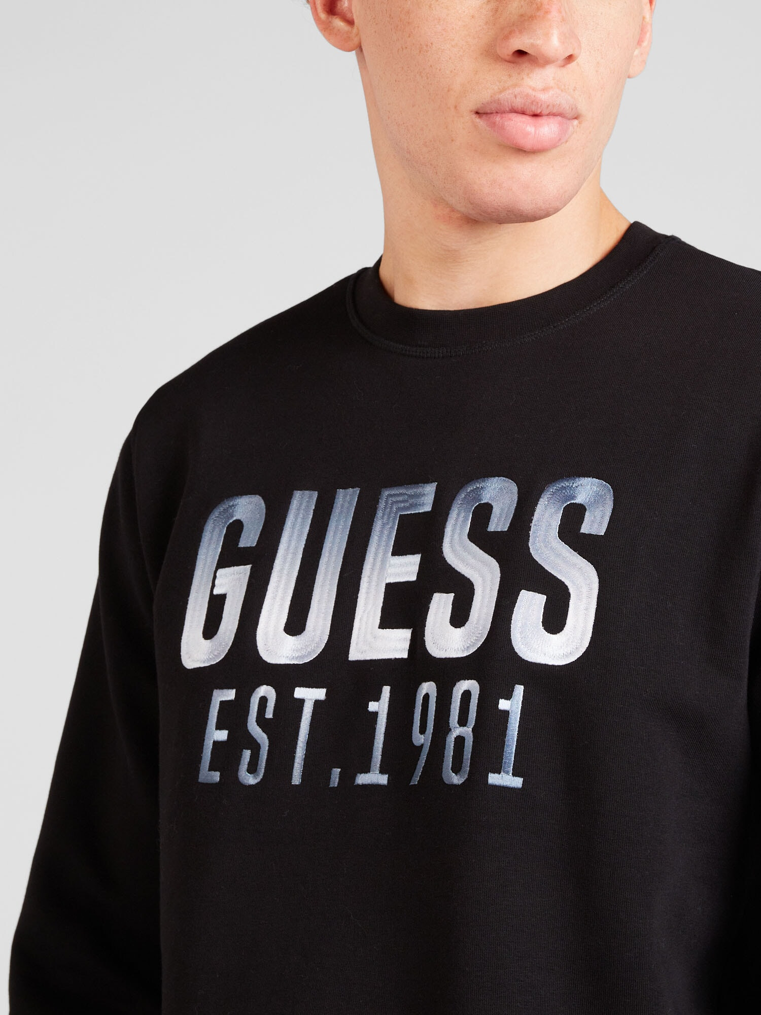 GUESS Bluză de molton albastru / negru / alb - Pled.ro