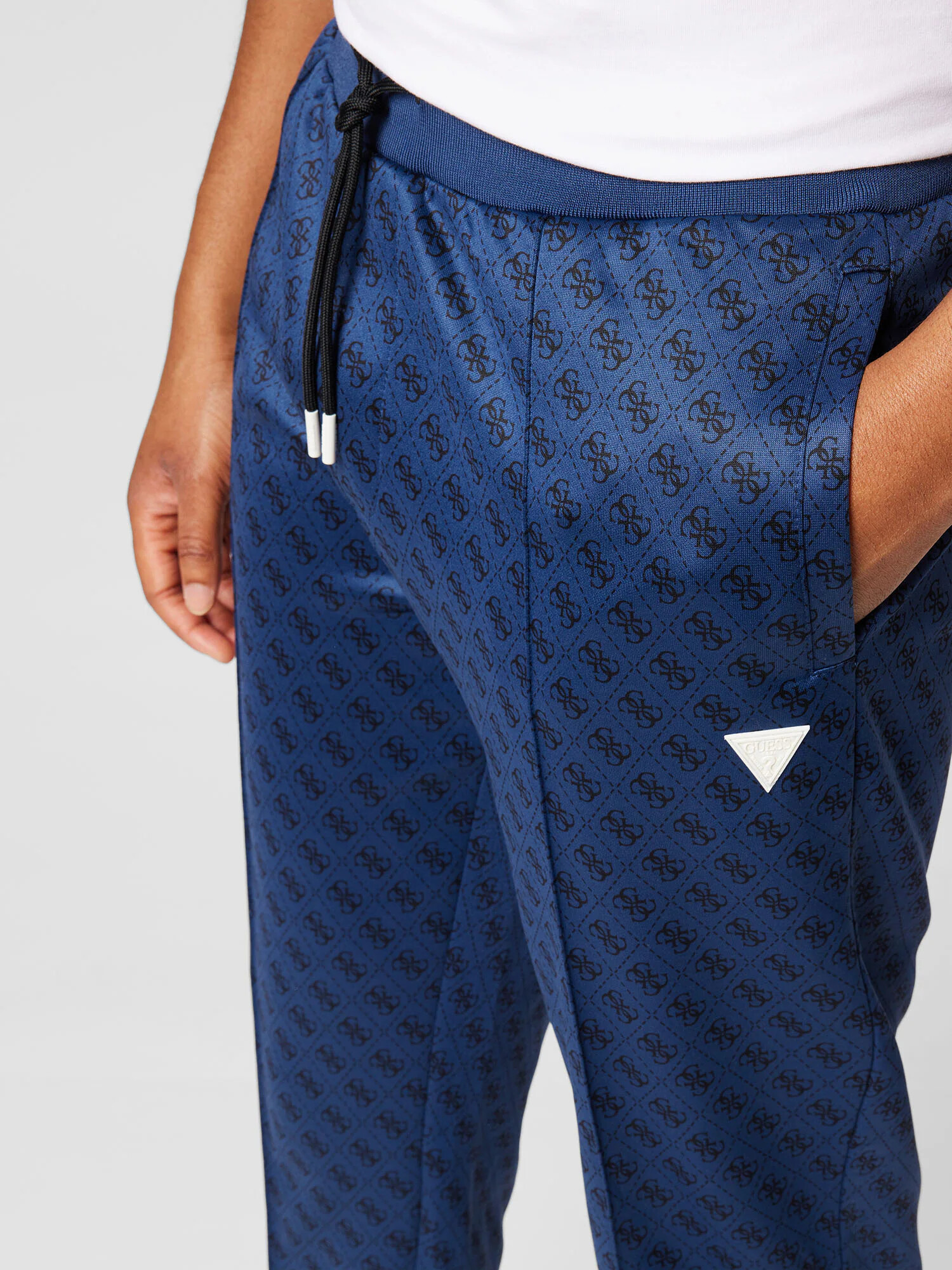 GUESS Pantaloni 'KORBIN' albastru / negru - Pled.ro