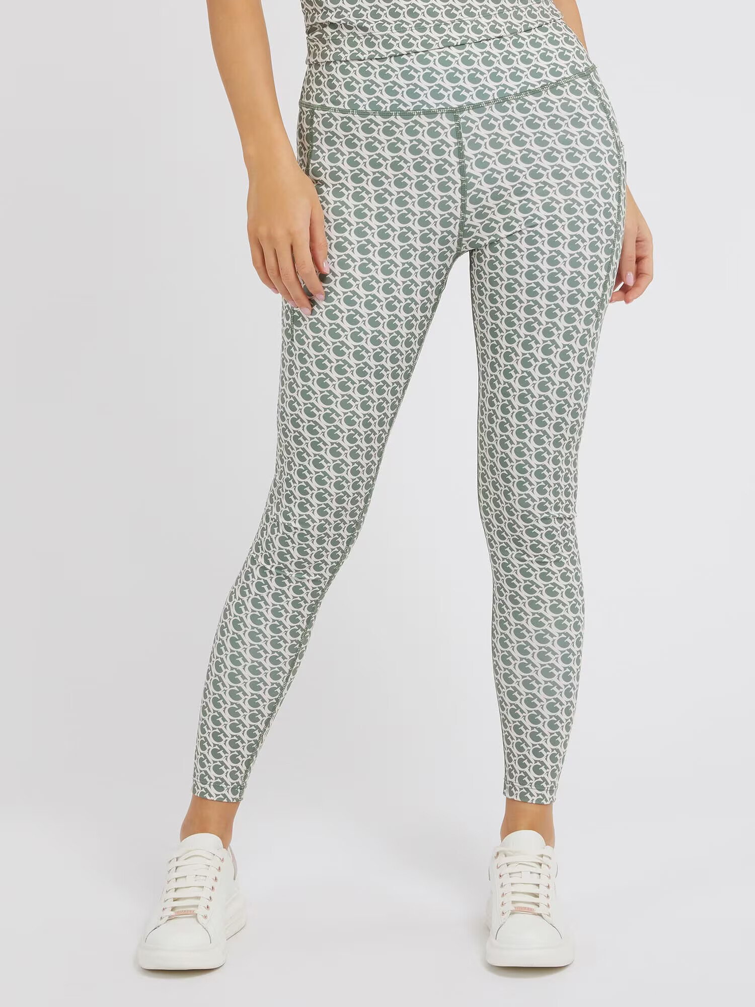 GUESS Pantaloni sport verde - Pled.ro