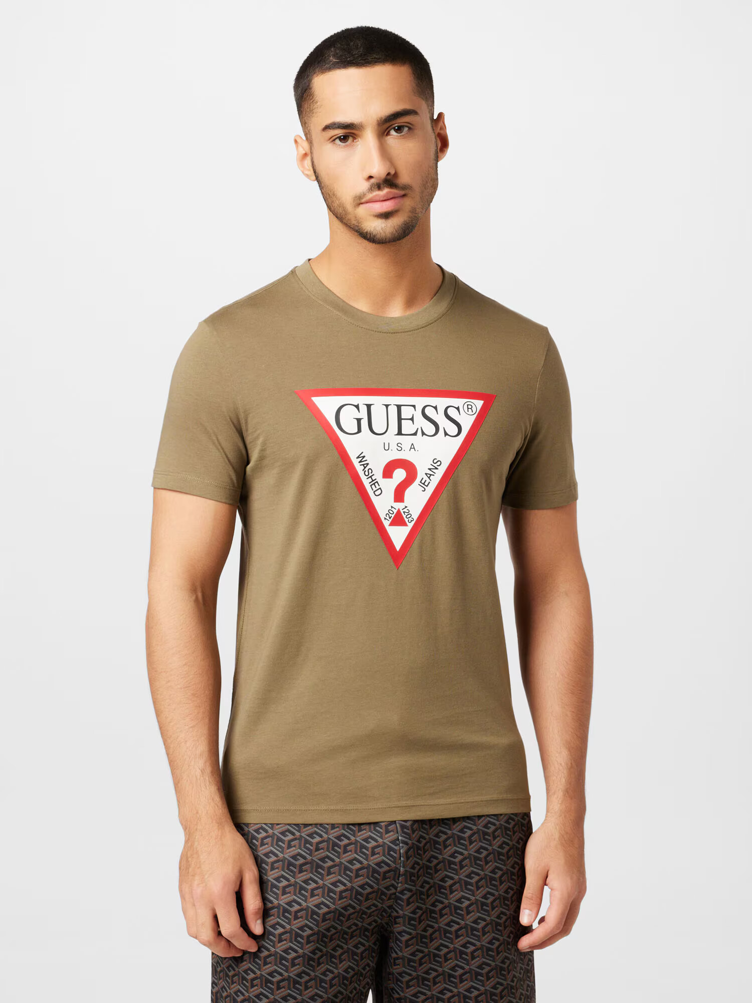 GUESS Tricou oliv / roșu / negru / alb - Pled.ro