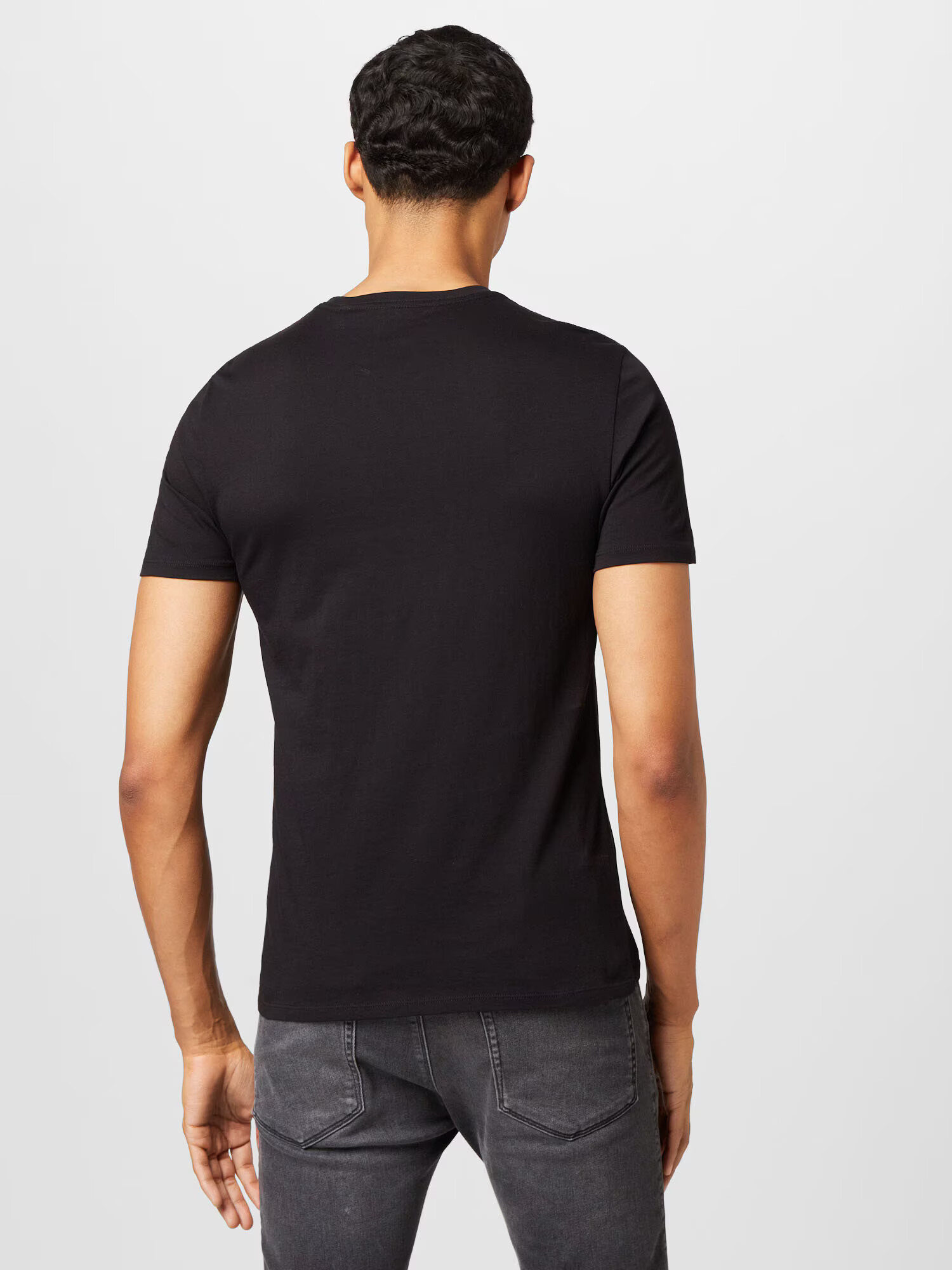 GUESS Tricou roz pudră / negru - Pled.ro