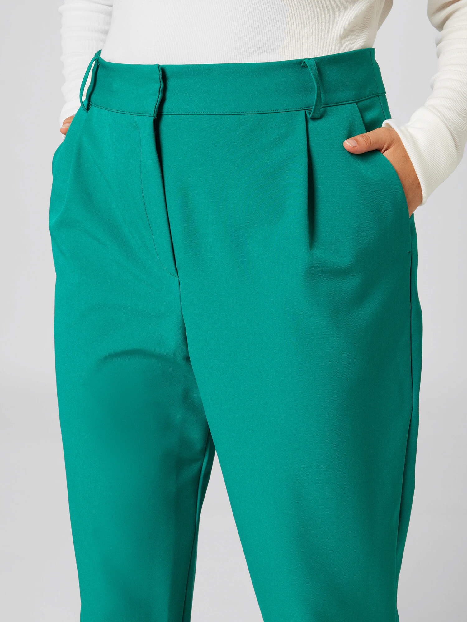 Guido Maria Kretschmer Curvy Pantaloni cutați 'Inka' verde jad - Pled.ro