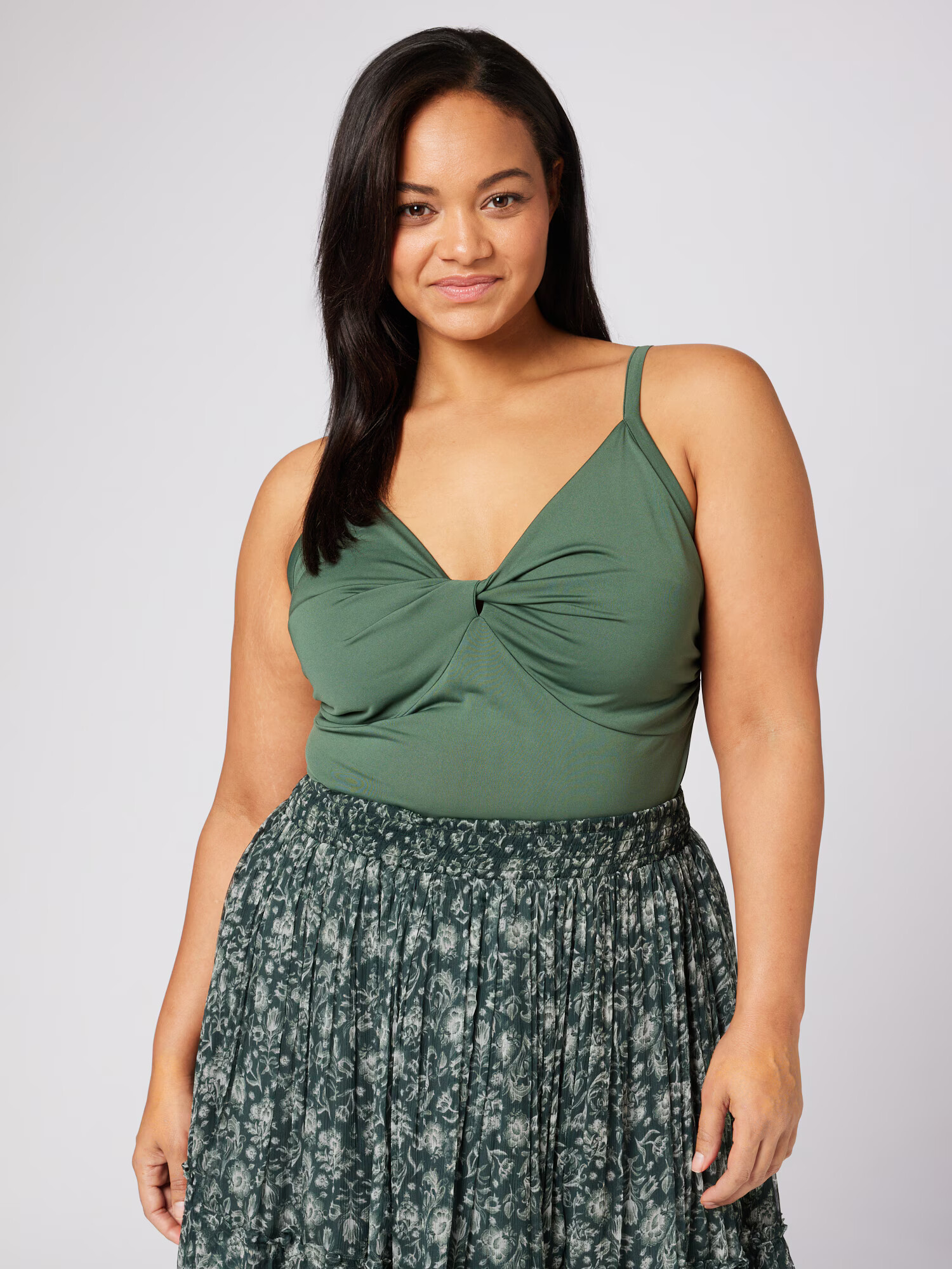 Guido Maria Kretschmer Curvy Top 'Rosie' verde smarald - Pled.ro