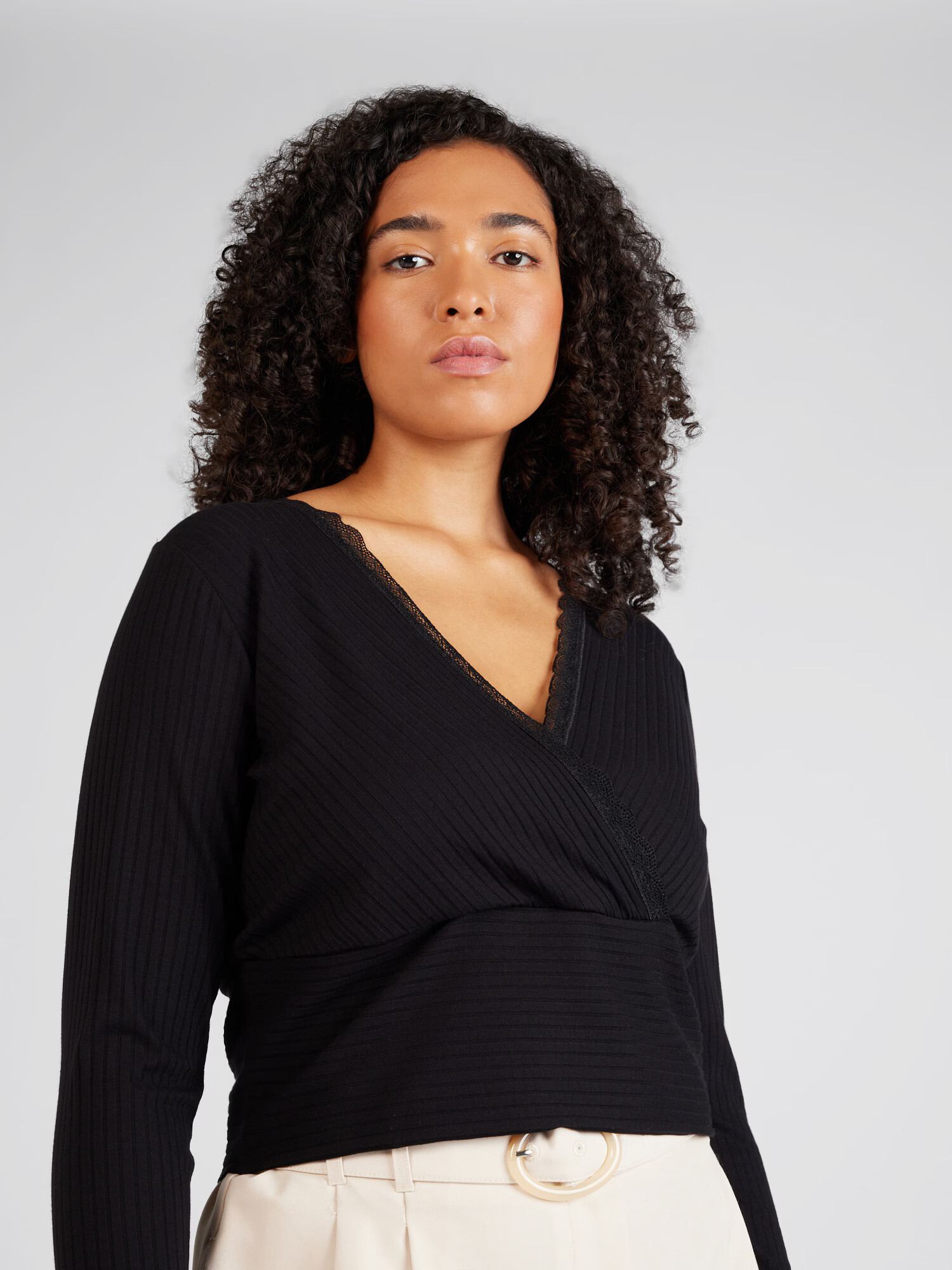 Guido Maria Kretschmer Curvy Tricou 'Giulia' negru - Pled.ro