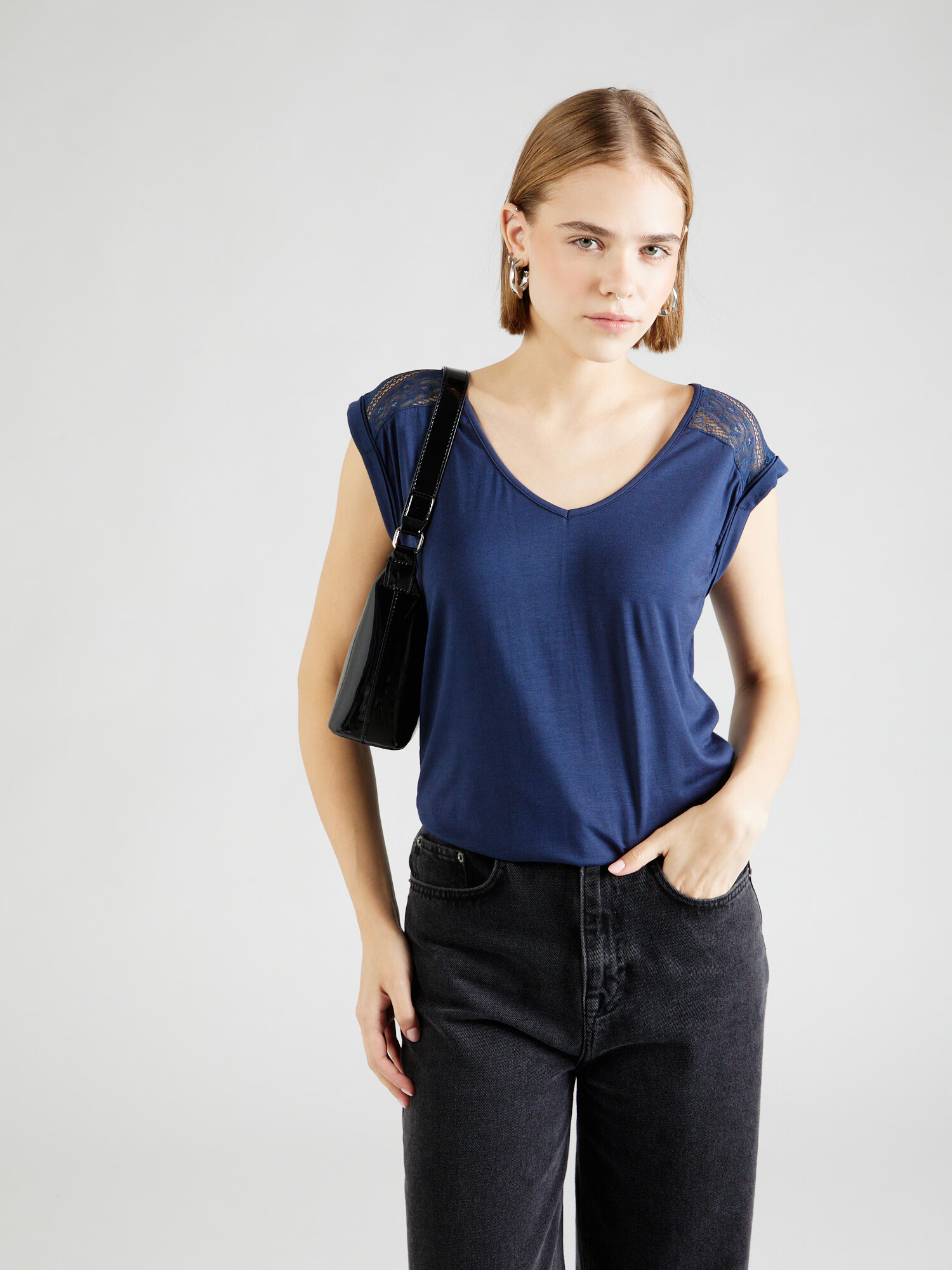 Hailys Tricou 'Zo44ela' bleumarin - Pled.ro