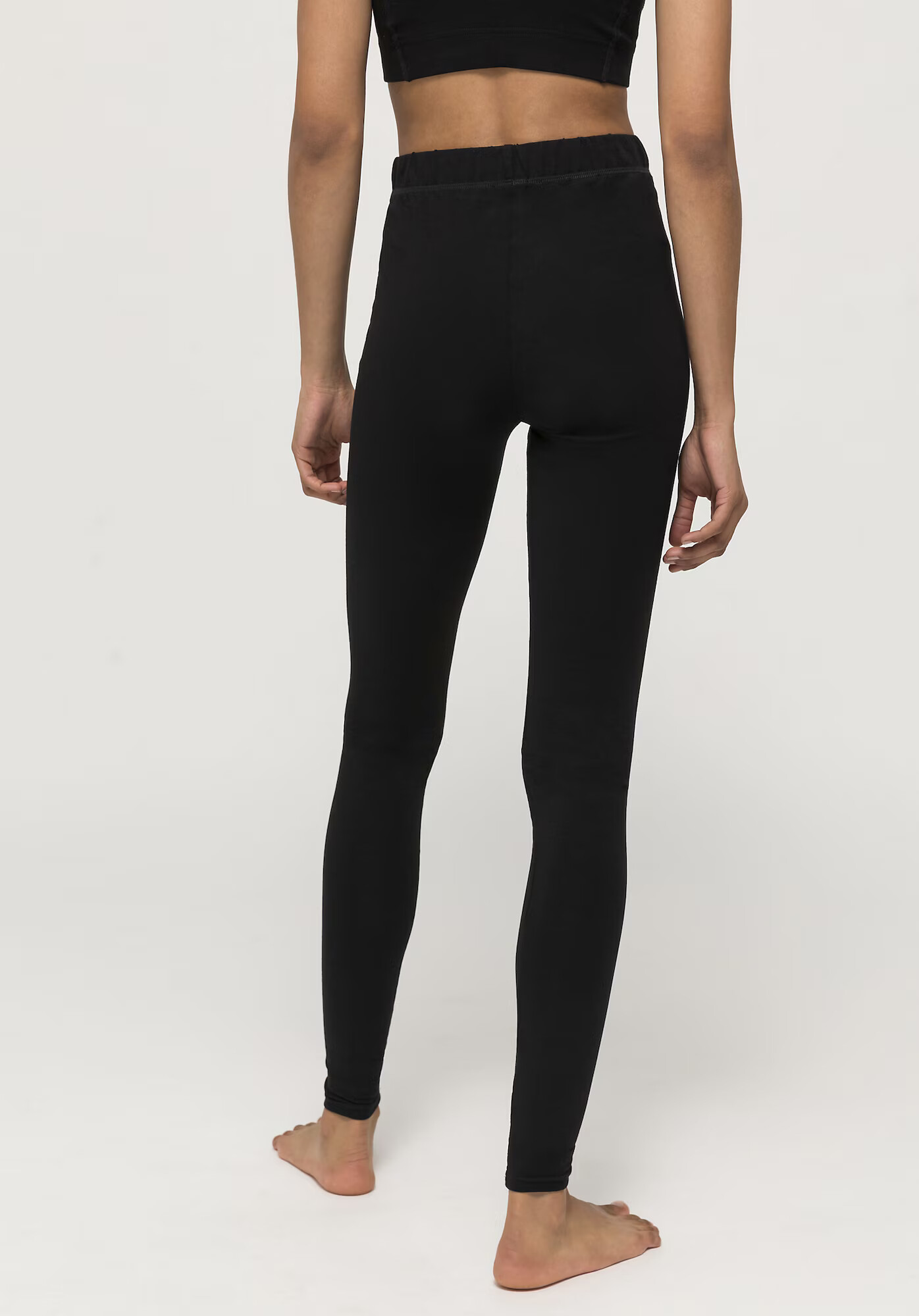 hessnatur Pantaloni sport negru - Pled.ro