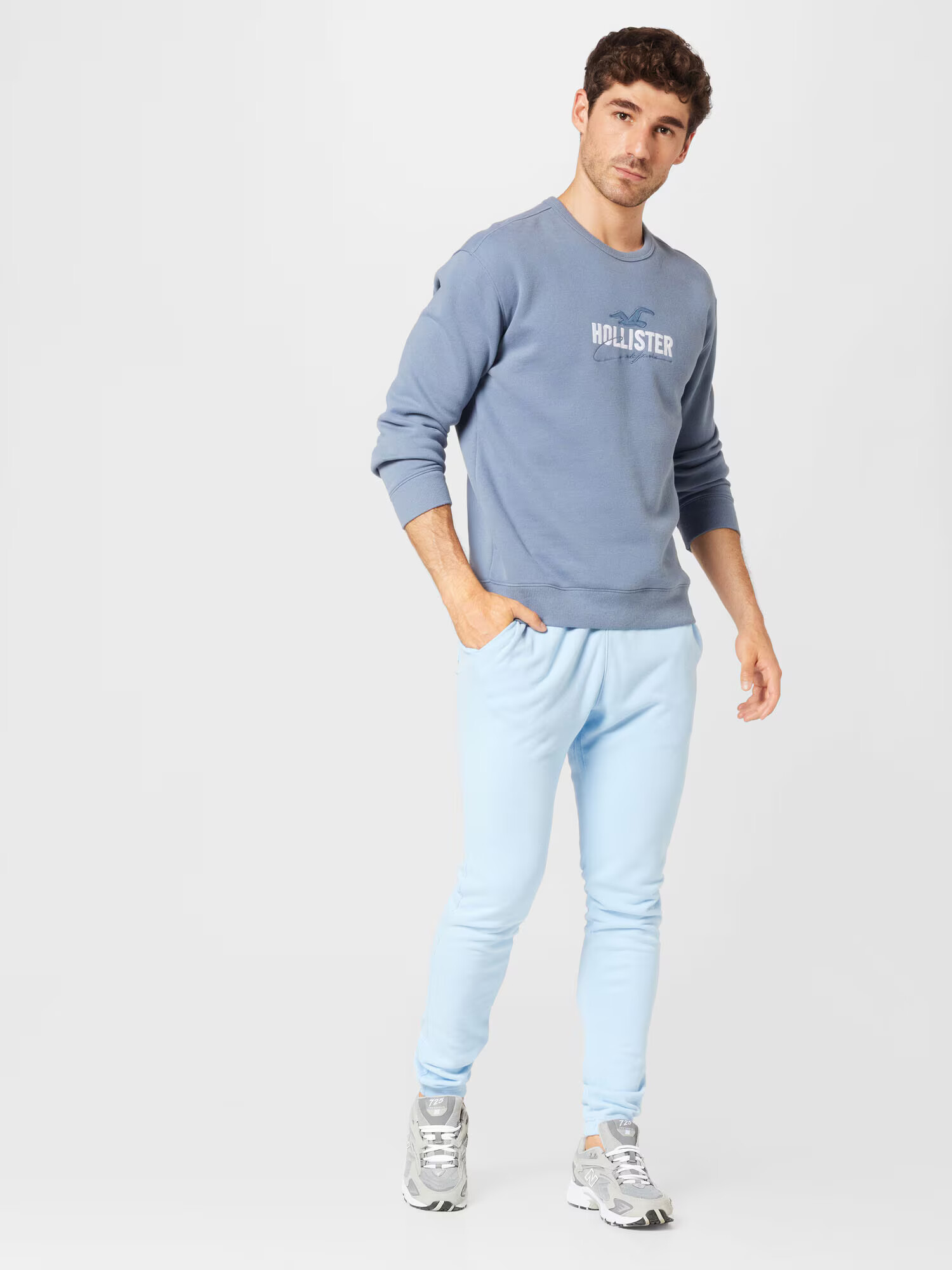 HOLLISTER Pantaloni albastru deschis - Pled.ro