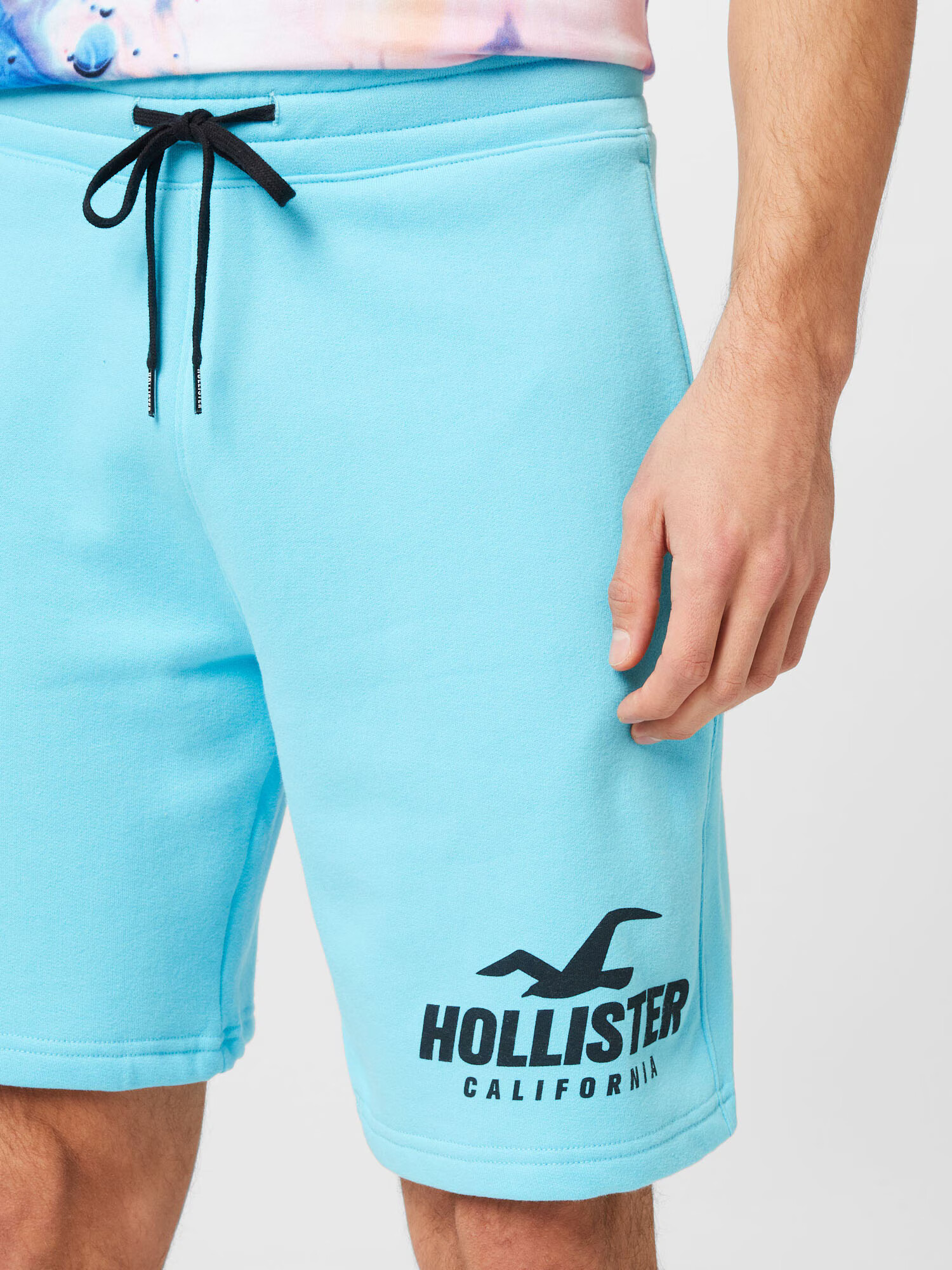 HOLLISTER Pantaloni albastru deschis / negru - Pled.ro