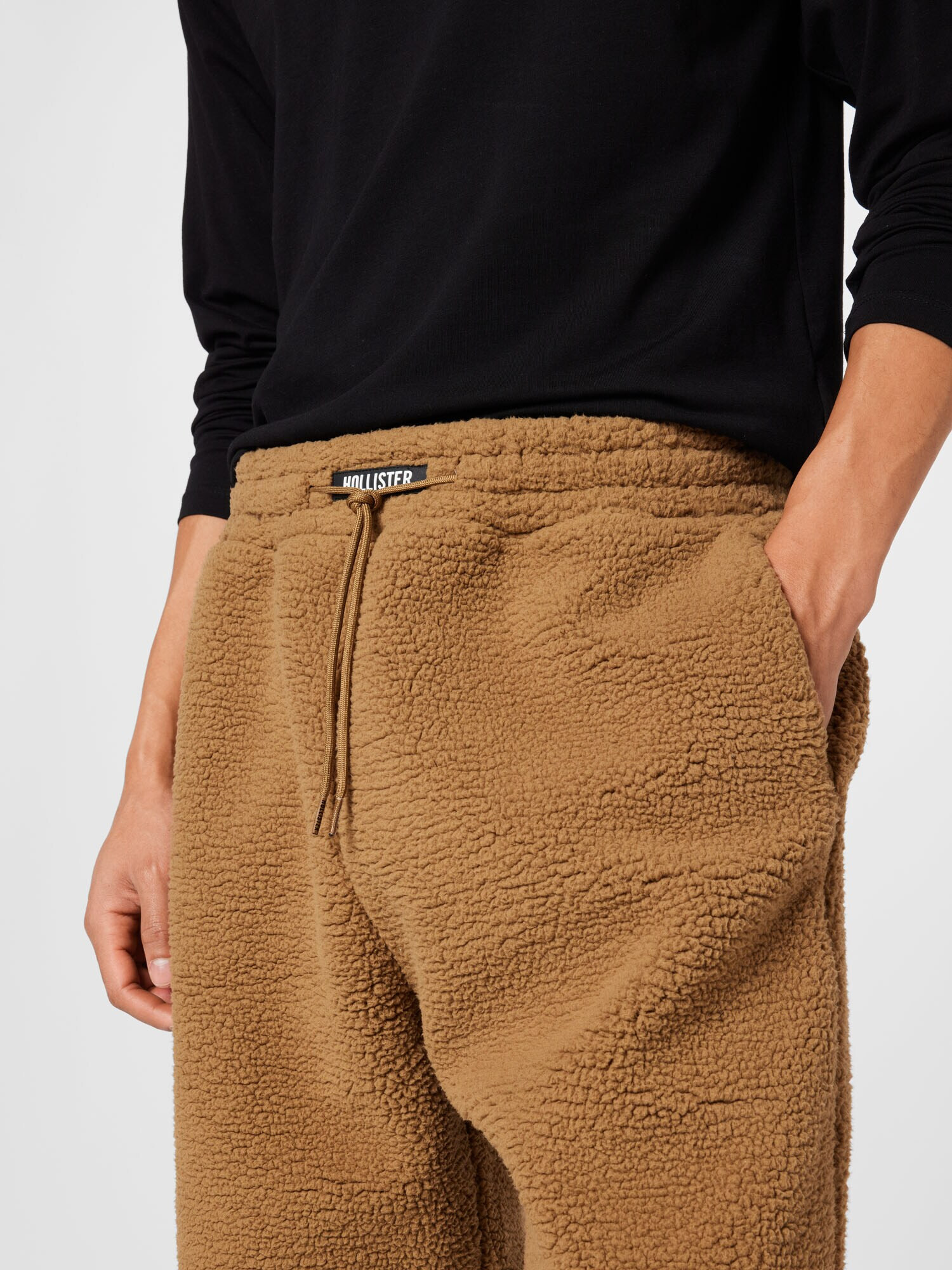 HOLLISTER Pantaloni 'APAC' maro pueblo - Pled.ro